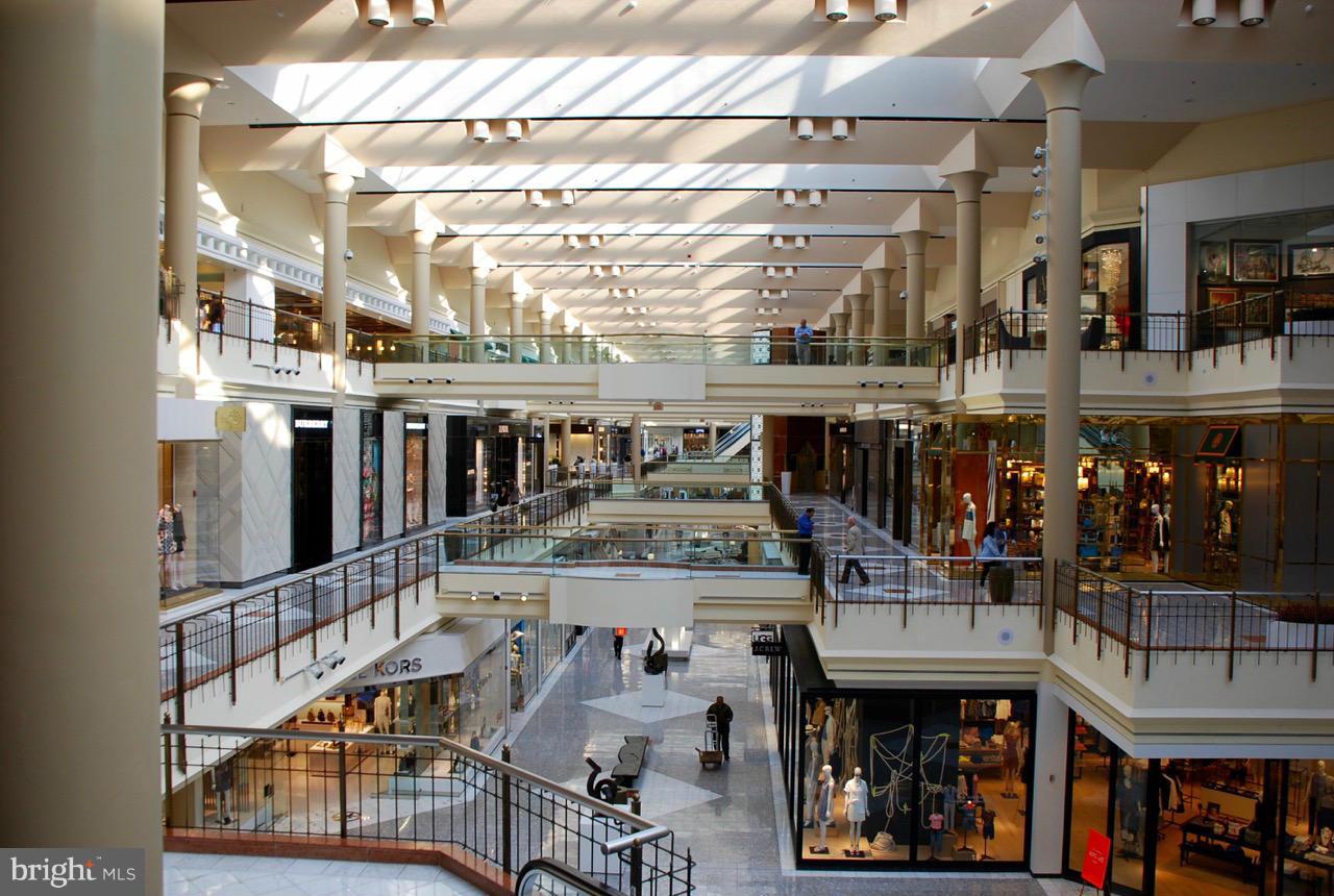 REGENCY AT MCLEAN - Residential Lease