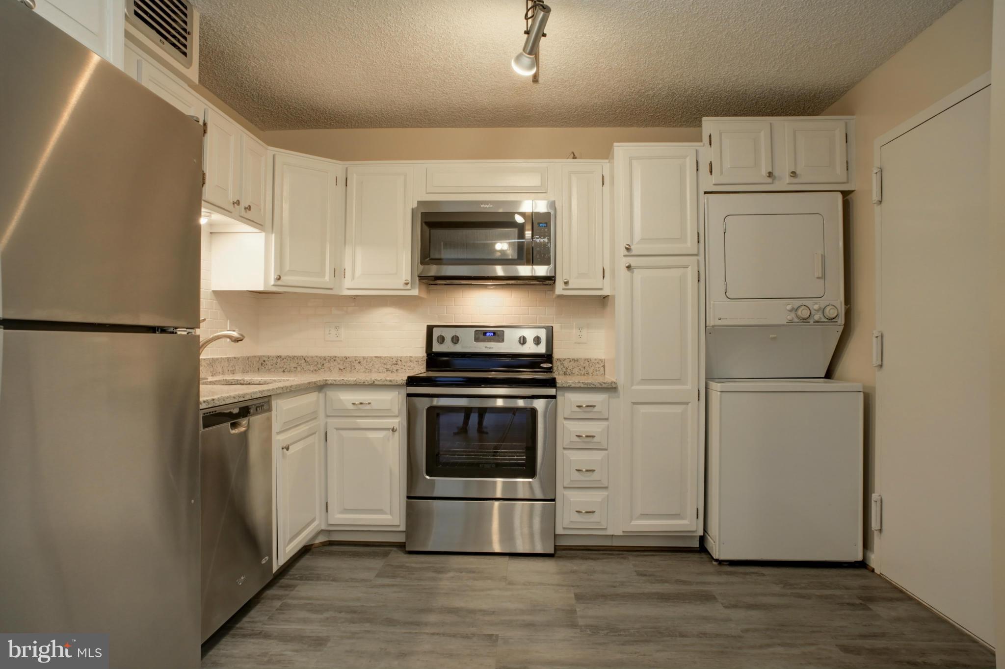 REGENCY AT MCLEAN - Residential Lease