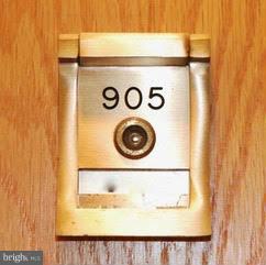 REGENCY AT MCLEAN - Residential Lease