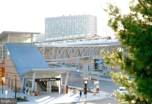 REGENCY AT MCLEAN - Residential Lease