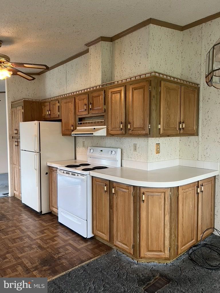 HIDDEN SPRINGS - Residential