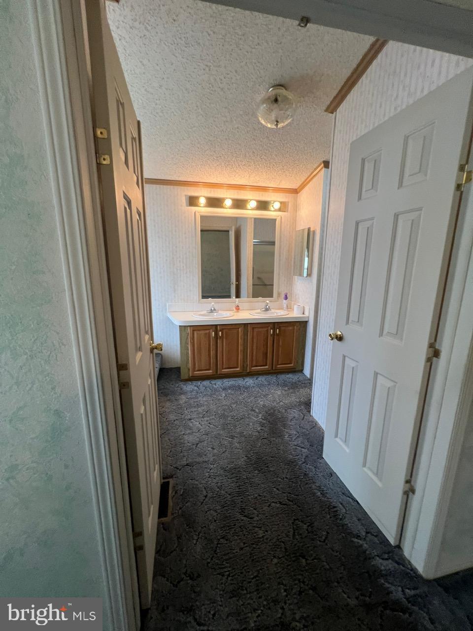 HIDDEN SPRINGS - Residential