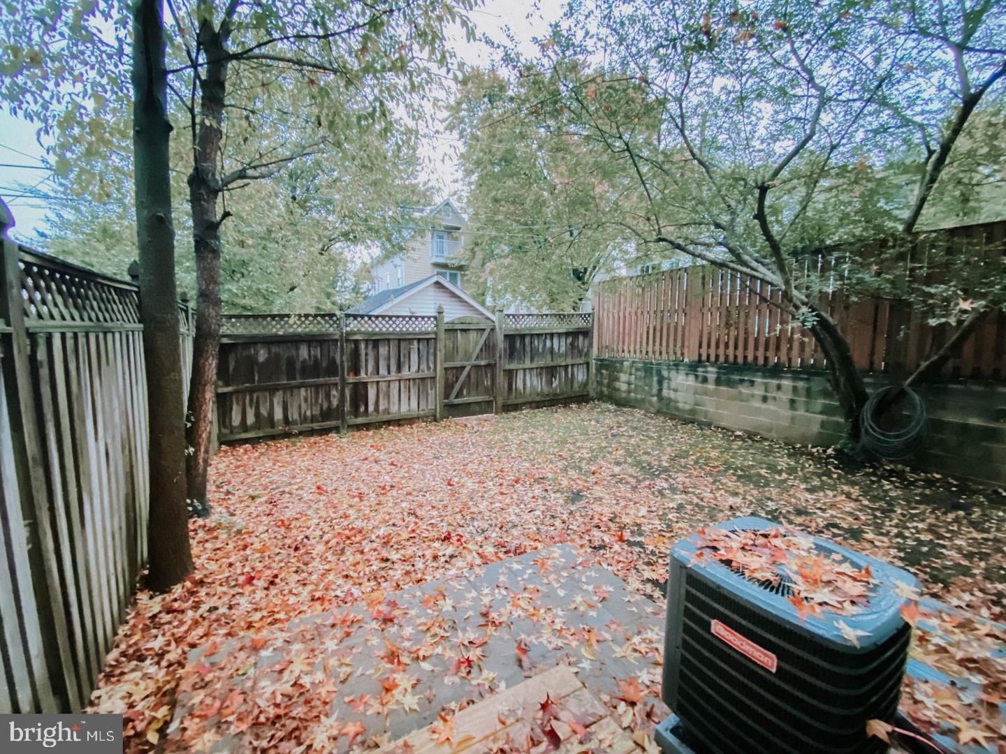 ROSEMONT/DEL RAY - Residential Lease