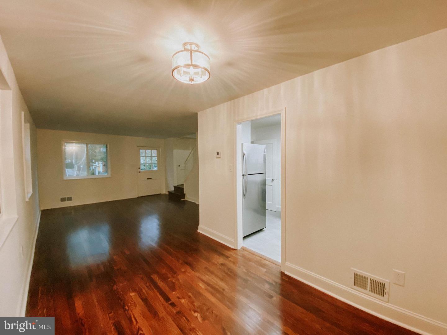 ROSEMONT/DEL RAY - Residential Lease