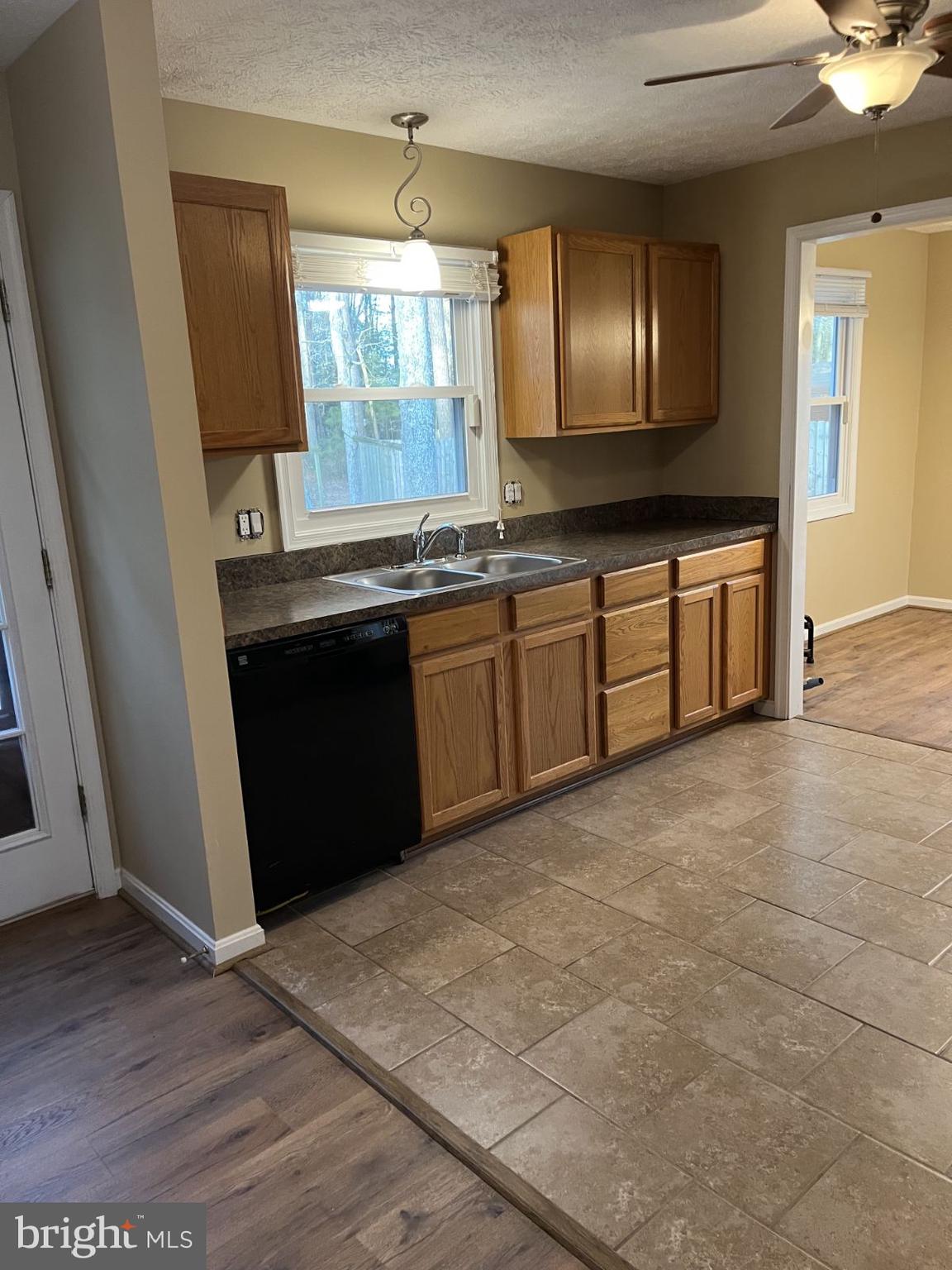 FORREST PARK - Residential Lease