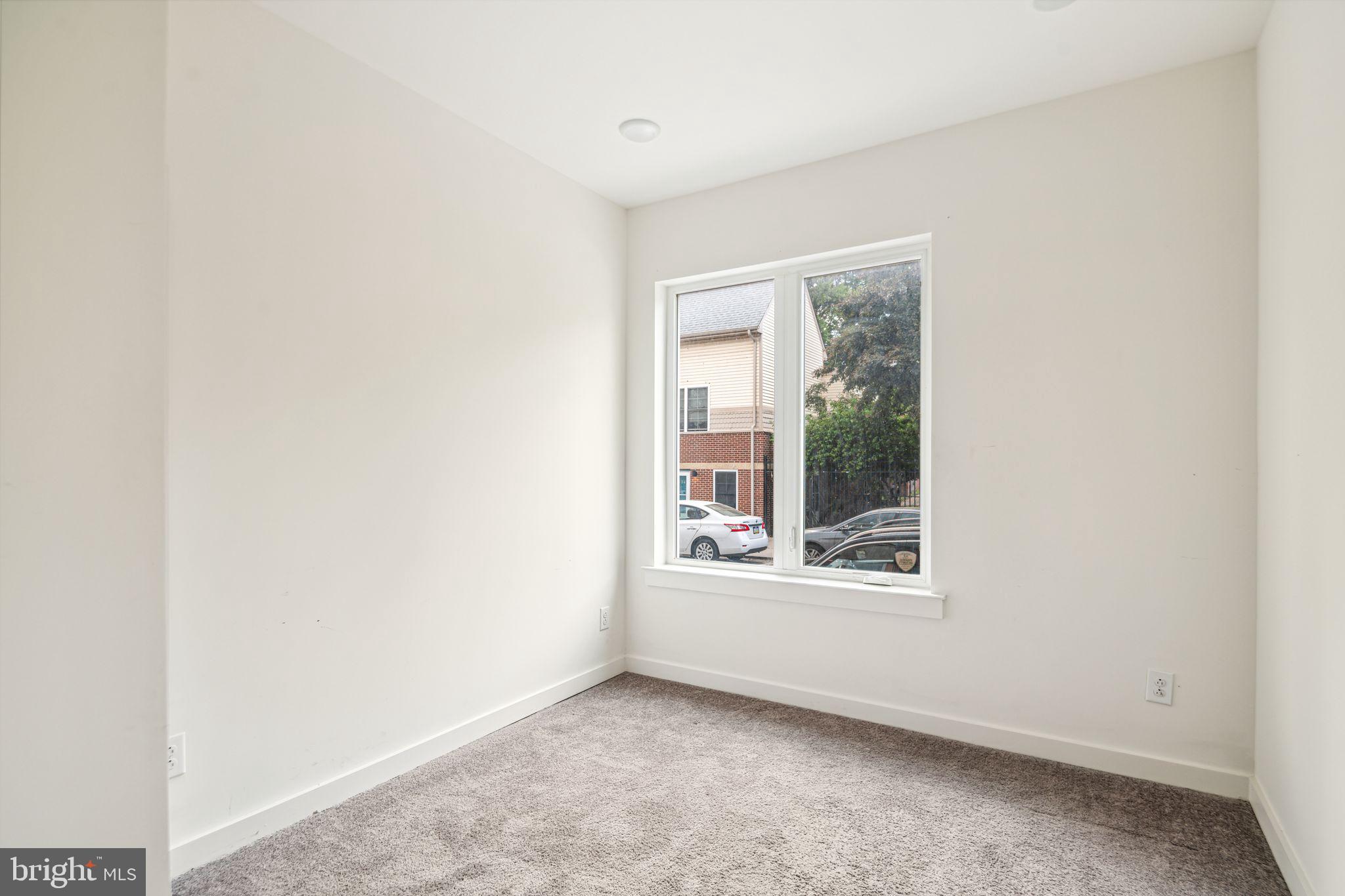 NORRIS SQUARE - Residential