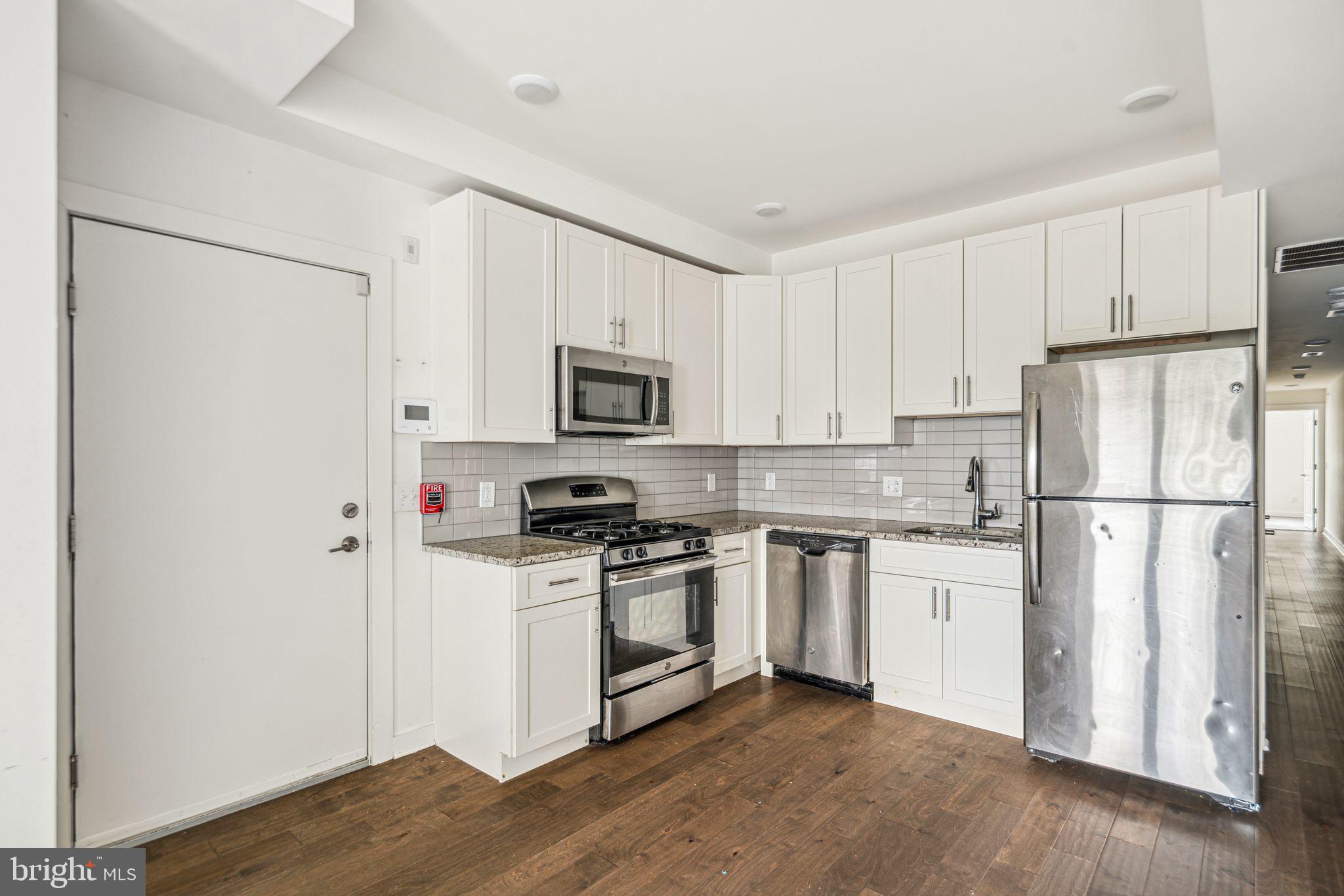 NORRIS SQUARE - Residential