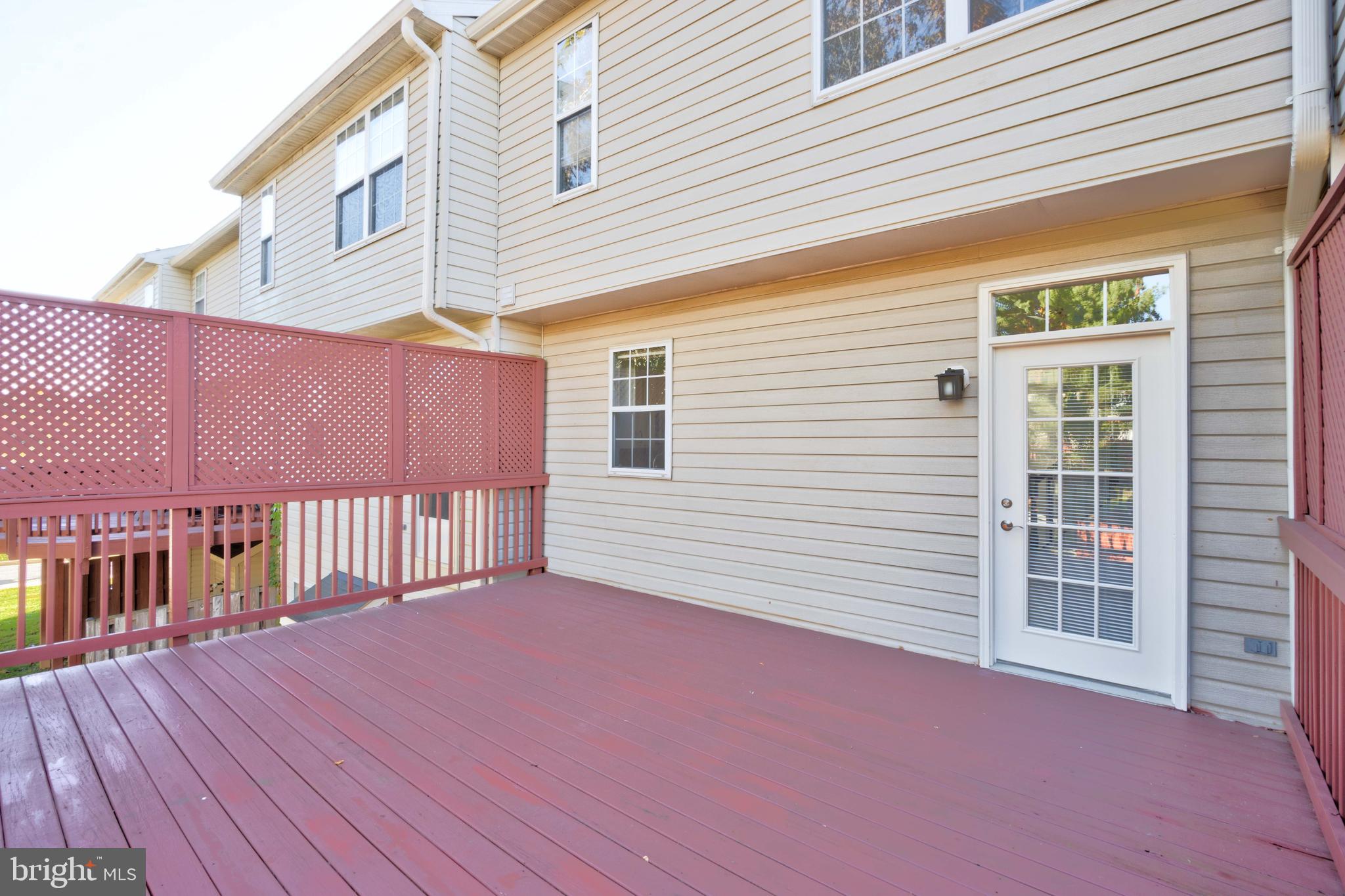 CLOVERLEAF - Residential