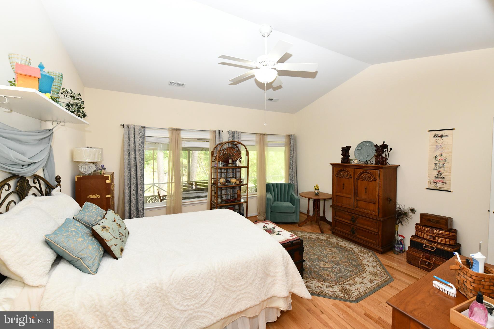 POTOMAC BEACH - Residential Lease