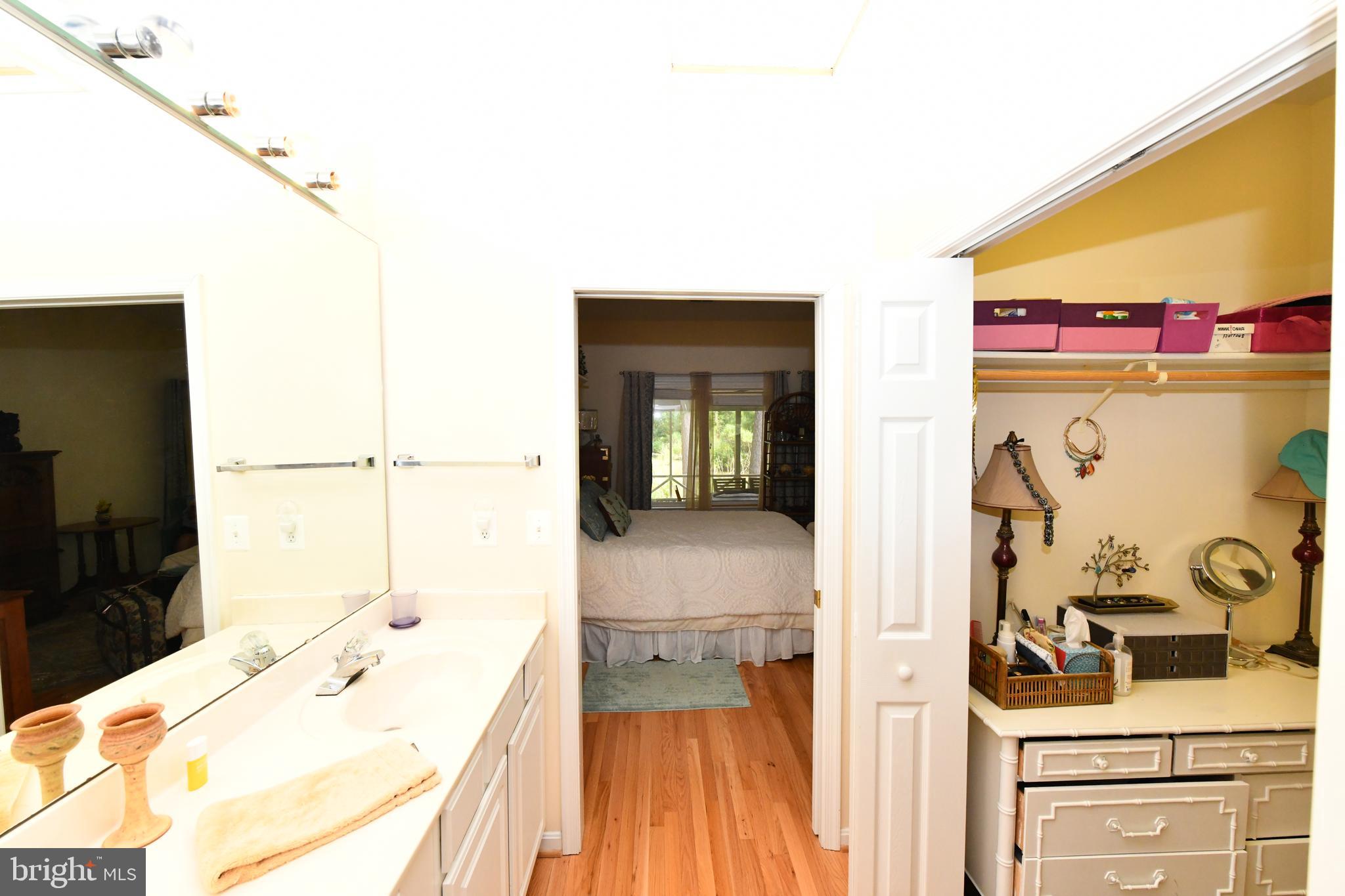 POTOMAC BEACH - Residential Lease