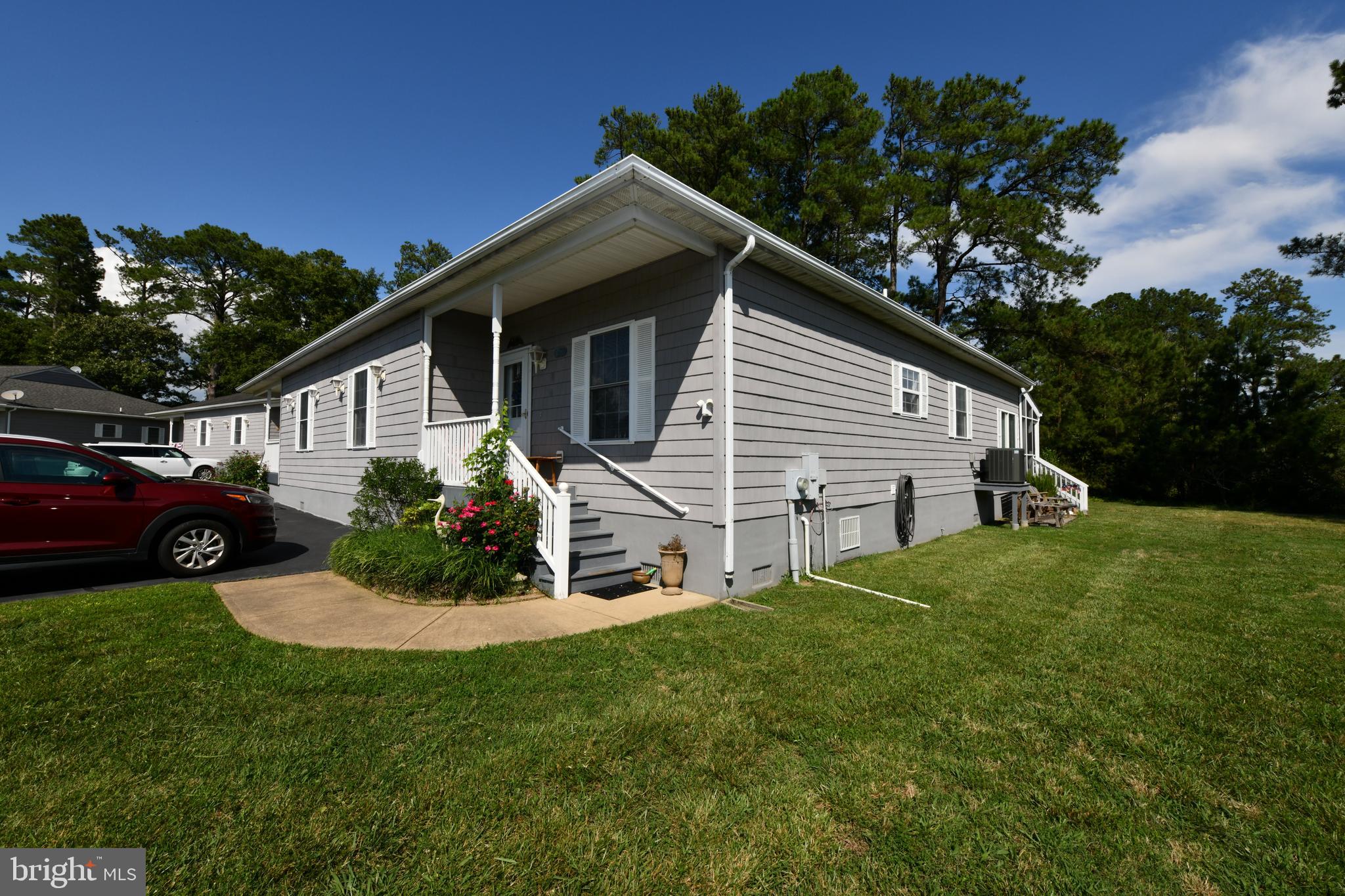 POTOMAC BEACH - Residential Lease