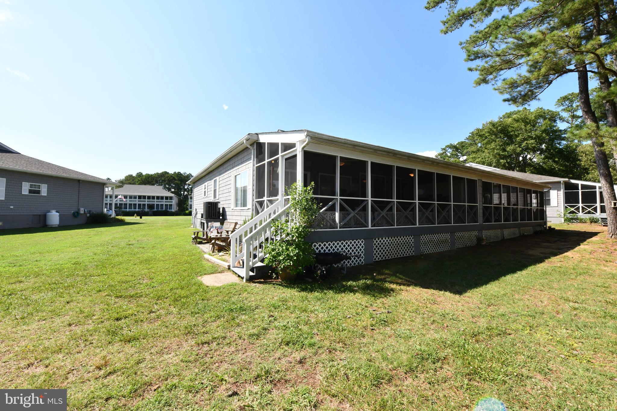 POTOMAC BEACH - Residential Lease