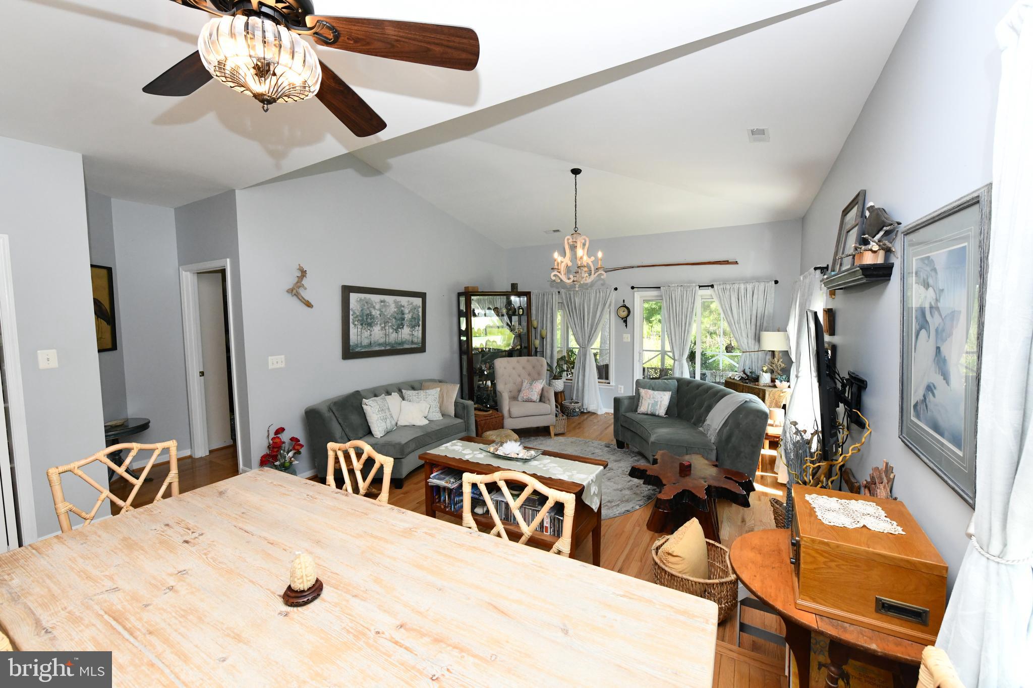 POTOMAC BEACH - Residential Lease