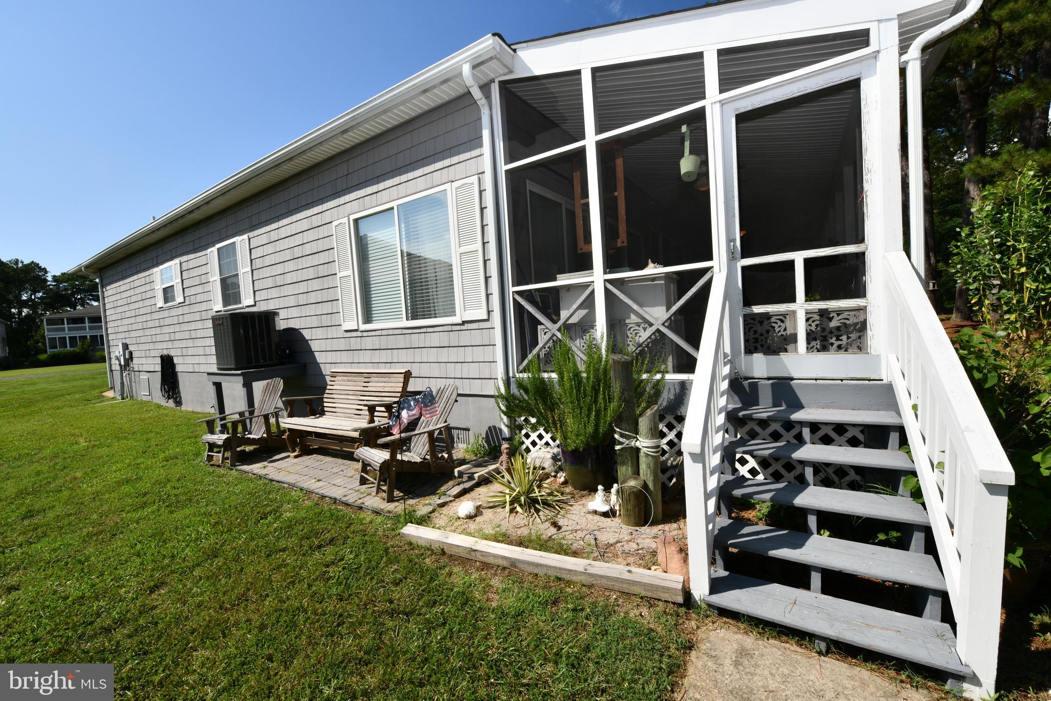 POTOMAC BEACH - Residential Lease