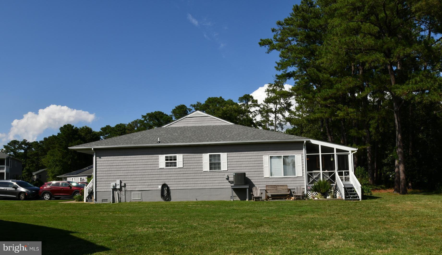 POTOMAC BEACH - Residential Lease