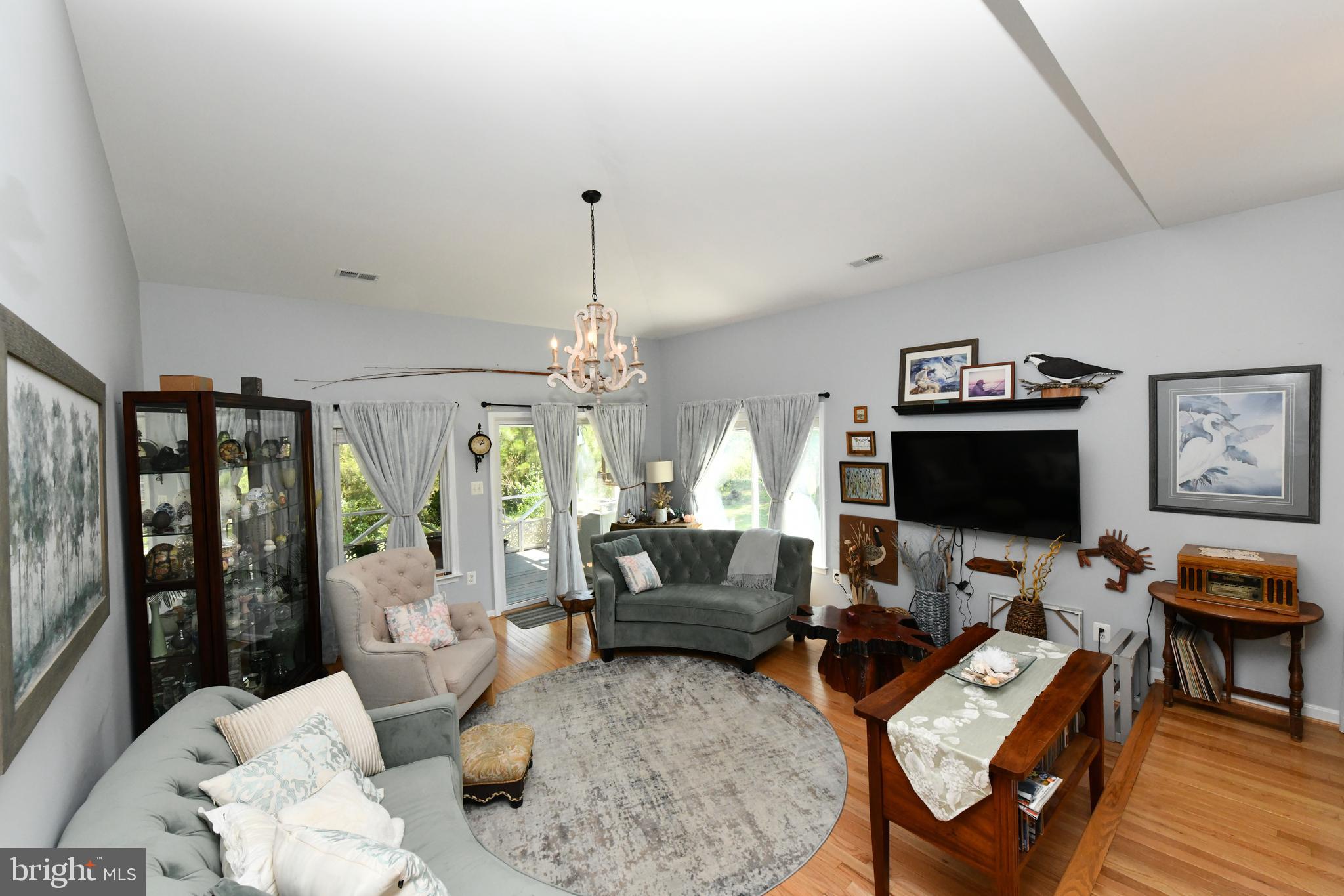 POTOMAC BEACH - Residential Lease