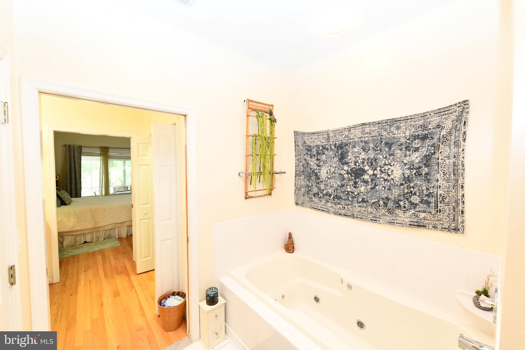 POTOMAC BEACH - Residential Lease