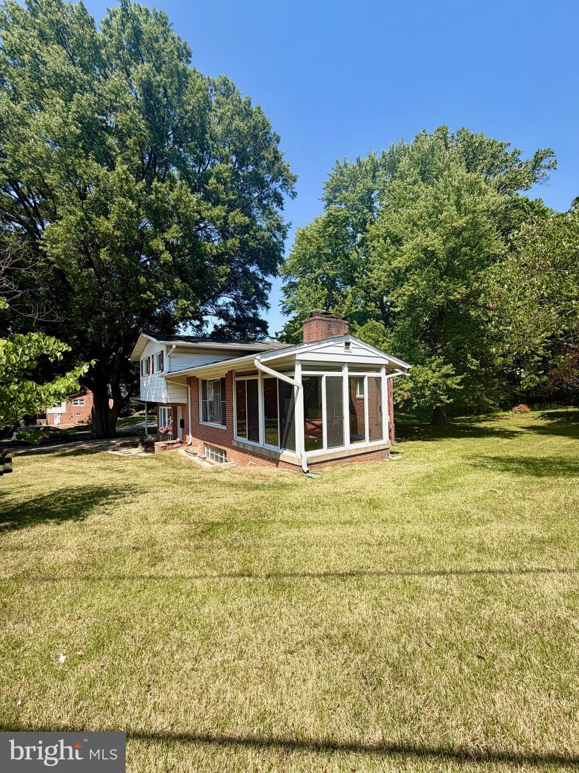 25 PANORAMA DRIVE