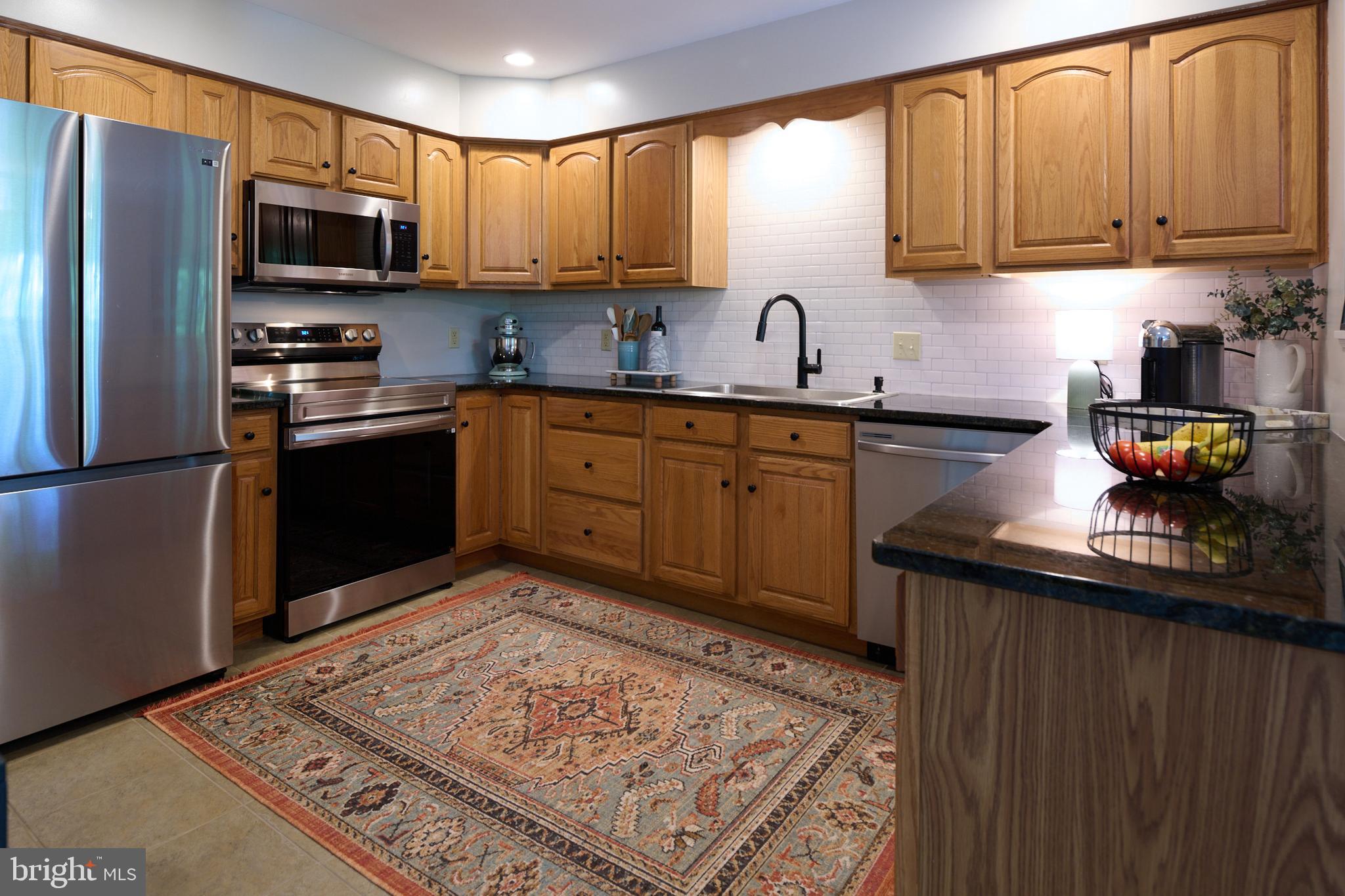 GALEN OAKS - Residential