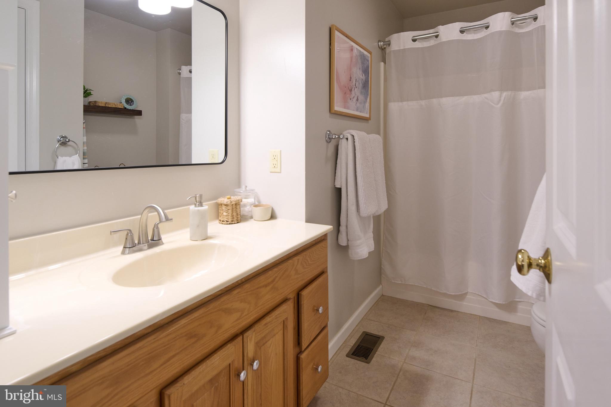 GALEN OAKS - Residential