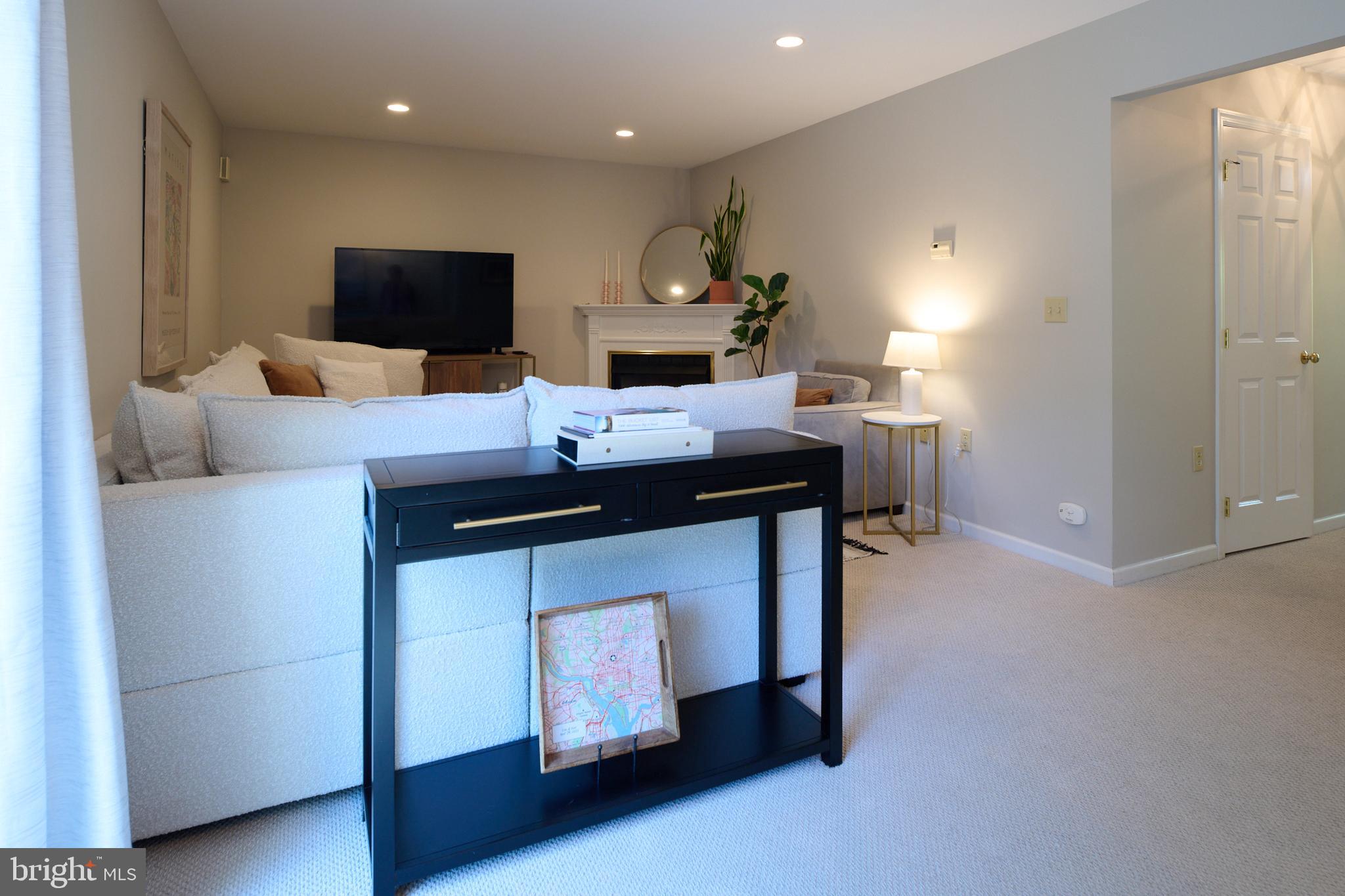 GALEN OAKS - Residential