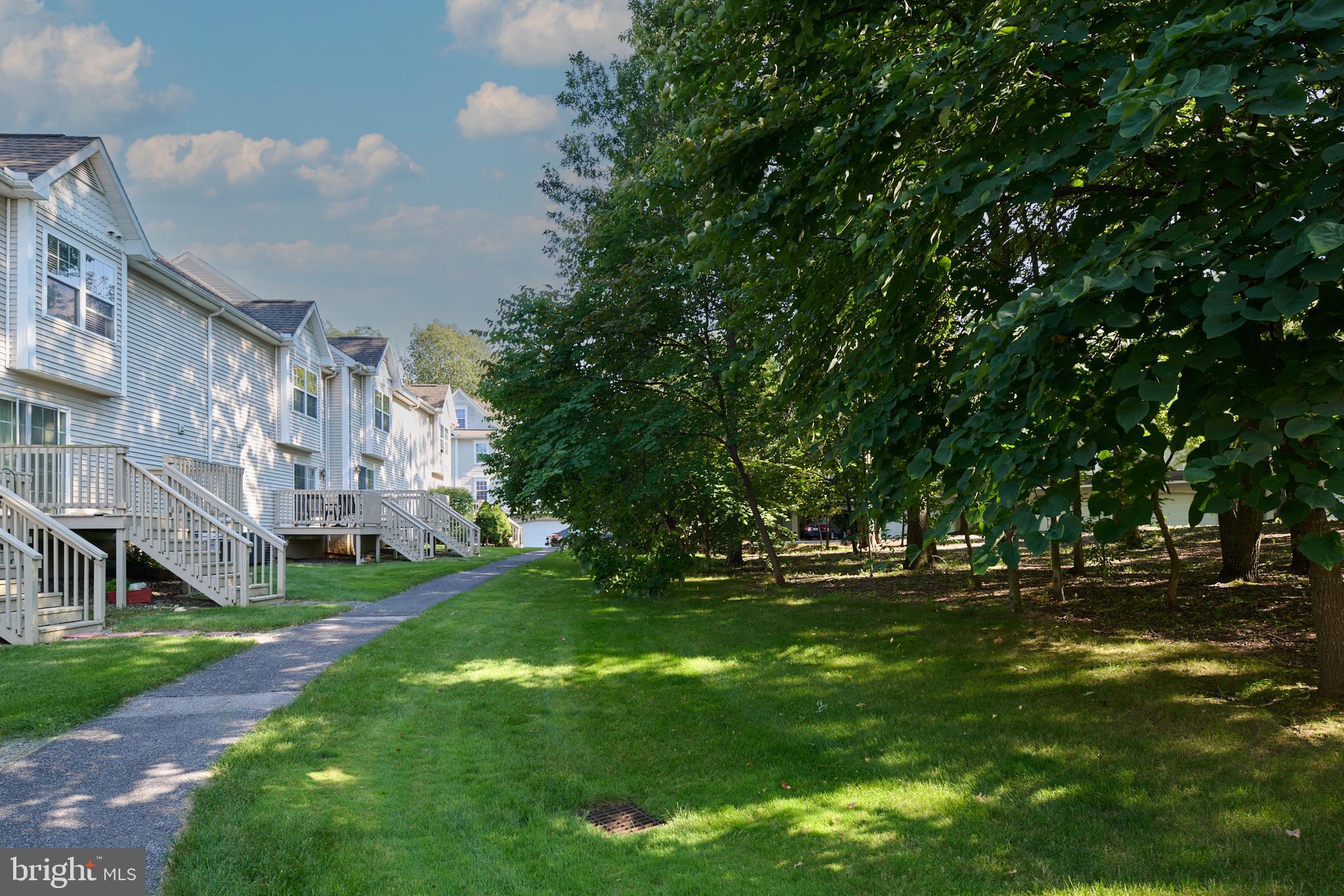 GALEN OAKS - Residential