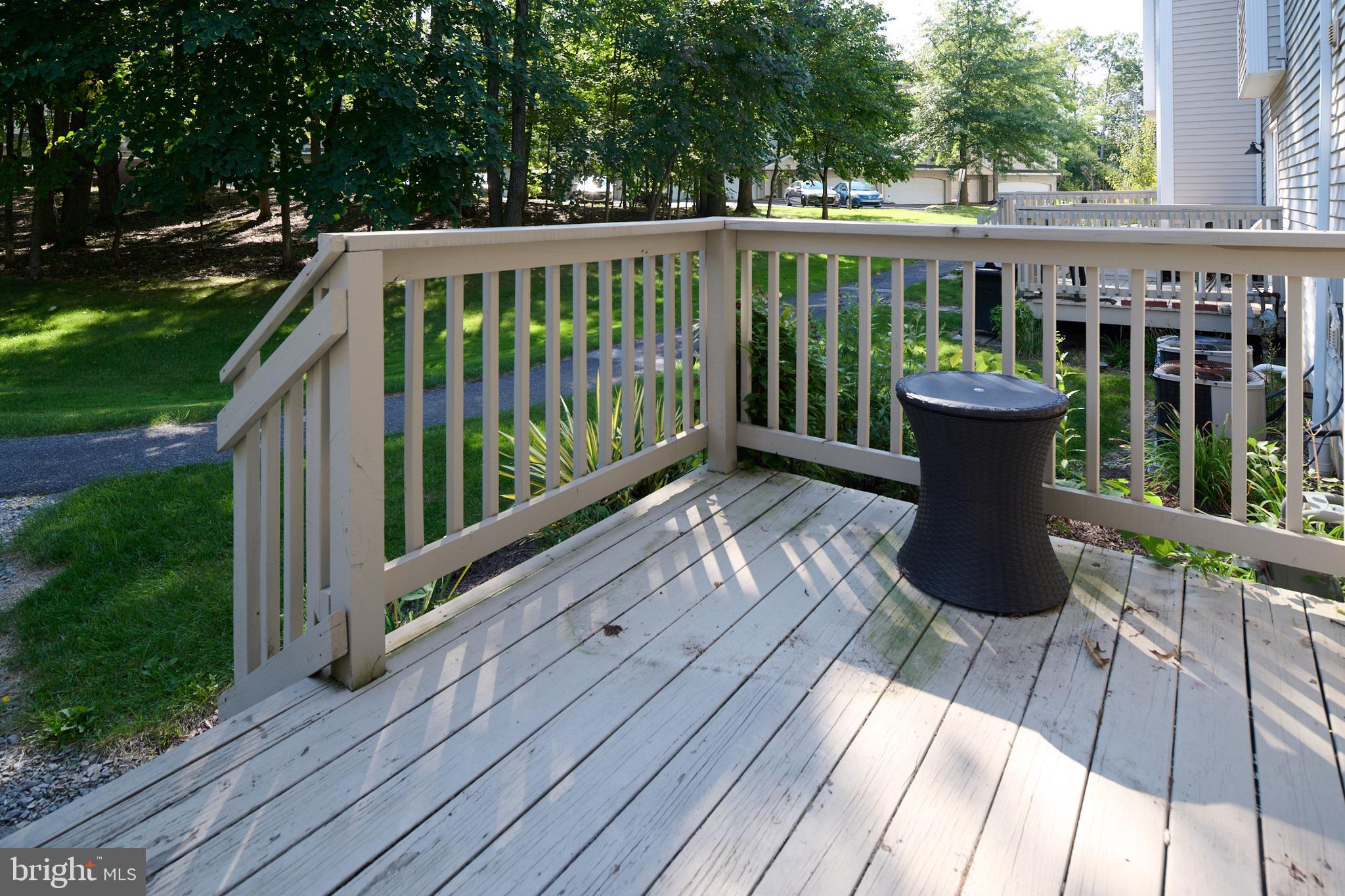 GALEN OAKS - Residential