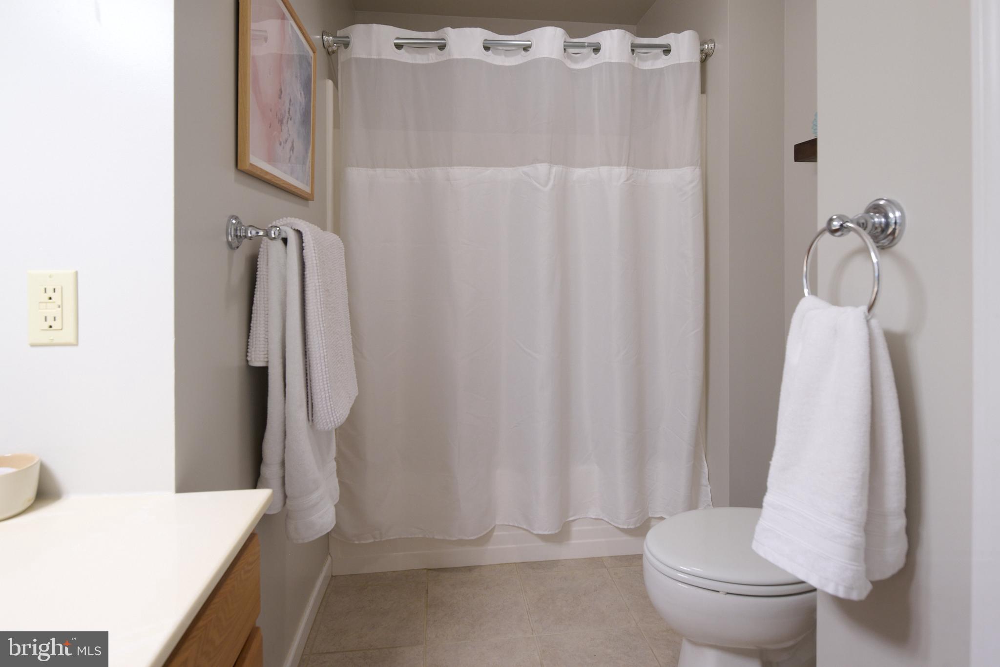 GALEN OAKS - Residential