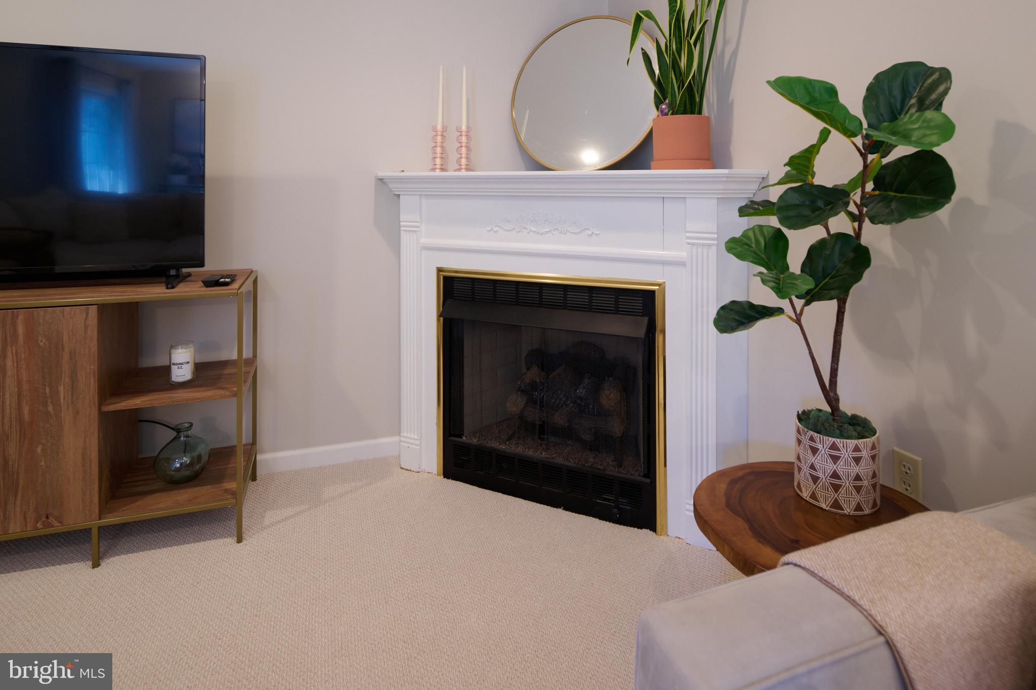 GALEN OAKS - Residential