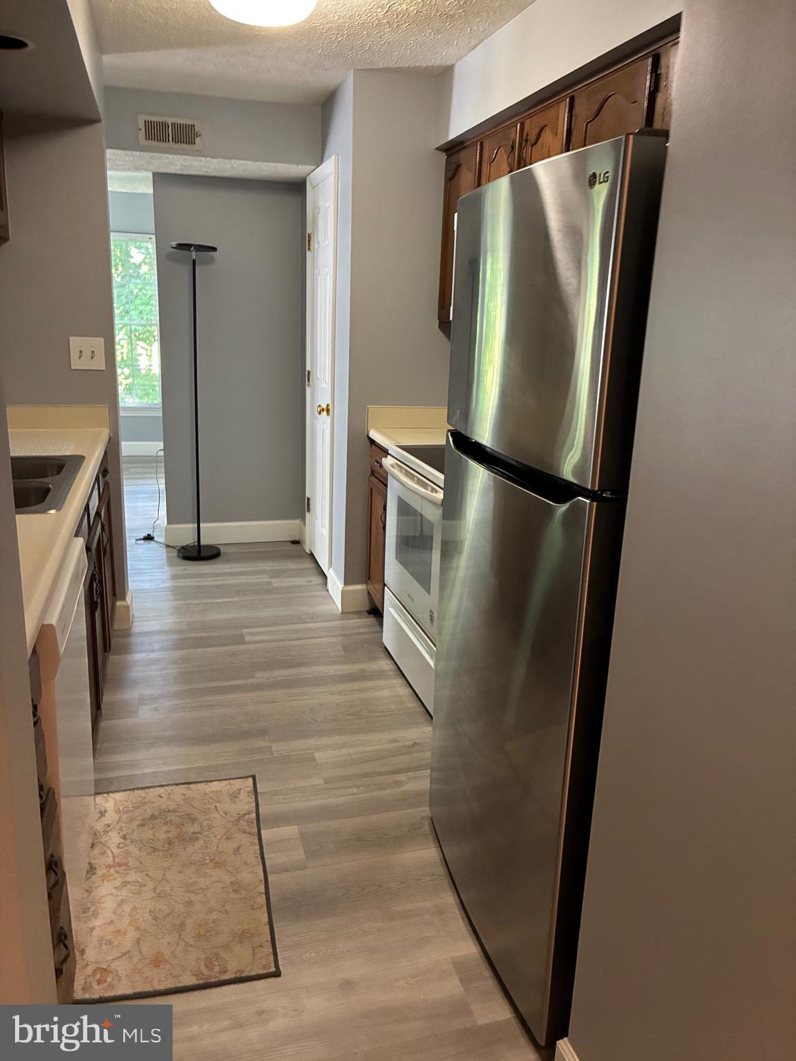 903 WOODBRIDGE COURT F 903-F