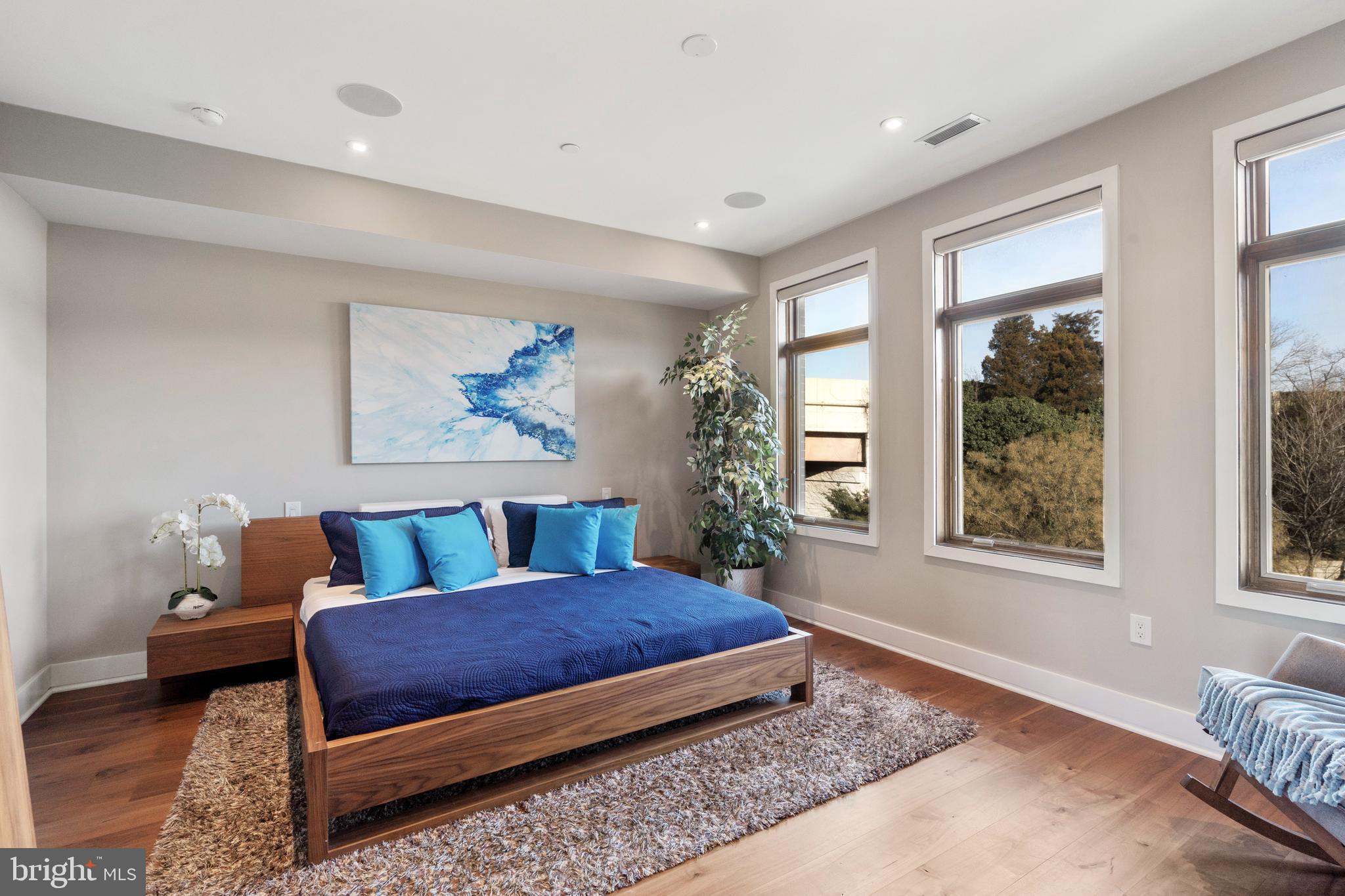 OLD CITY - Residential