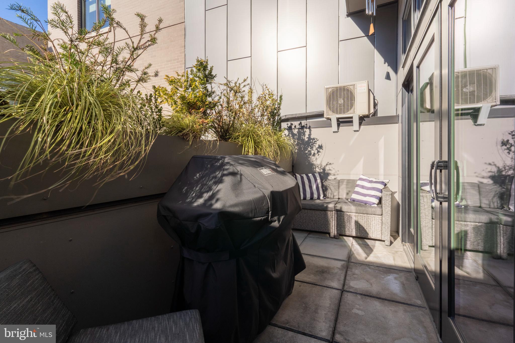 OLD CITY - Residential