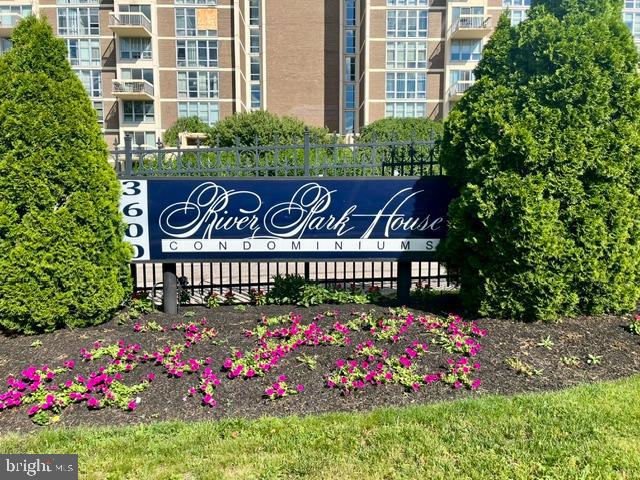 3600 CONSHOHOCKEN AVENUE 00 303