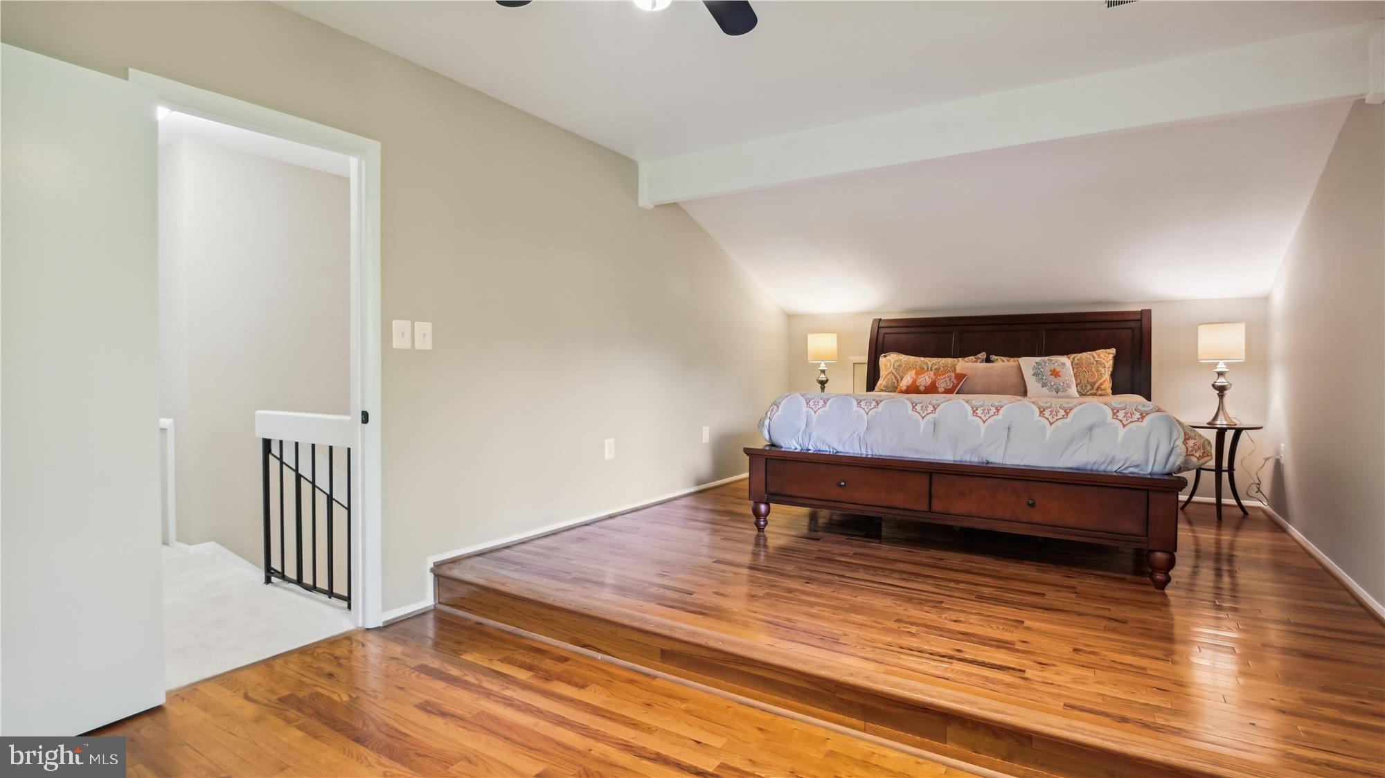 LAKE RIDGE - Residential