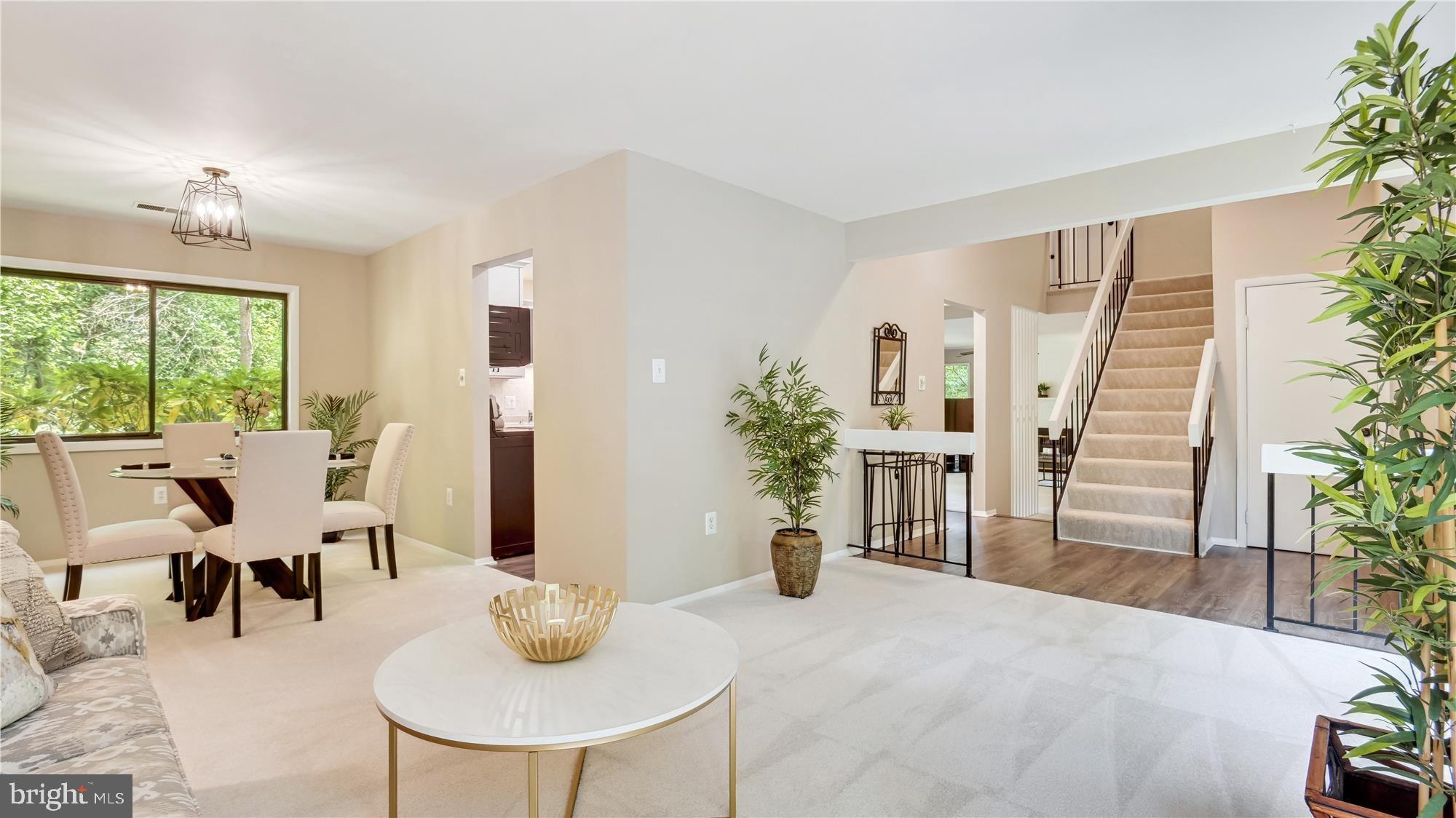 LAKE RIDGE - Residential