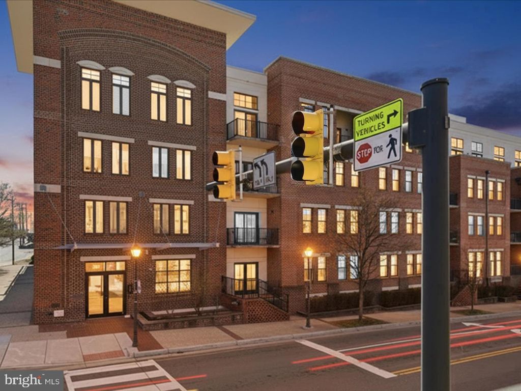 Photo of 181 E Reed Avenue #411, ALEXANDRIA, VA 22305 (MLS # VAAX2055602)