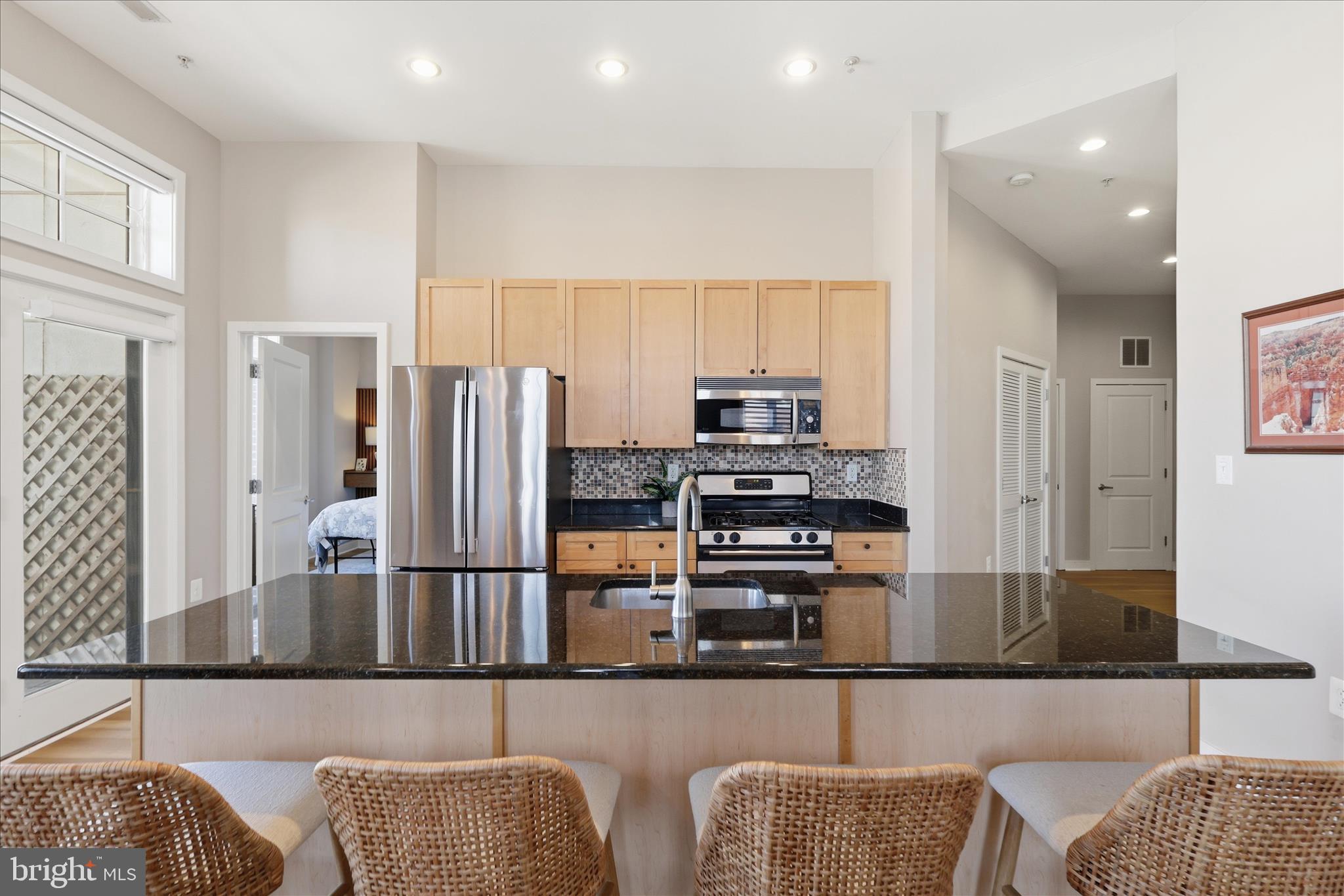 181 E REED AVENUE 411