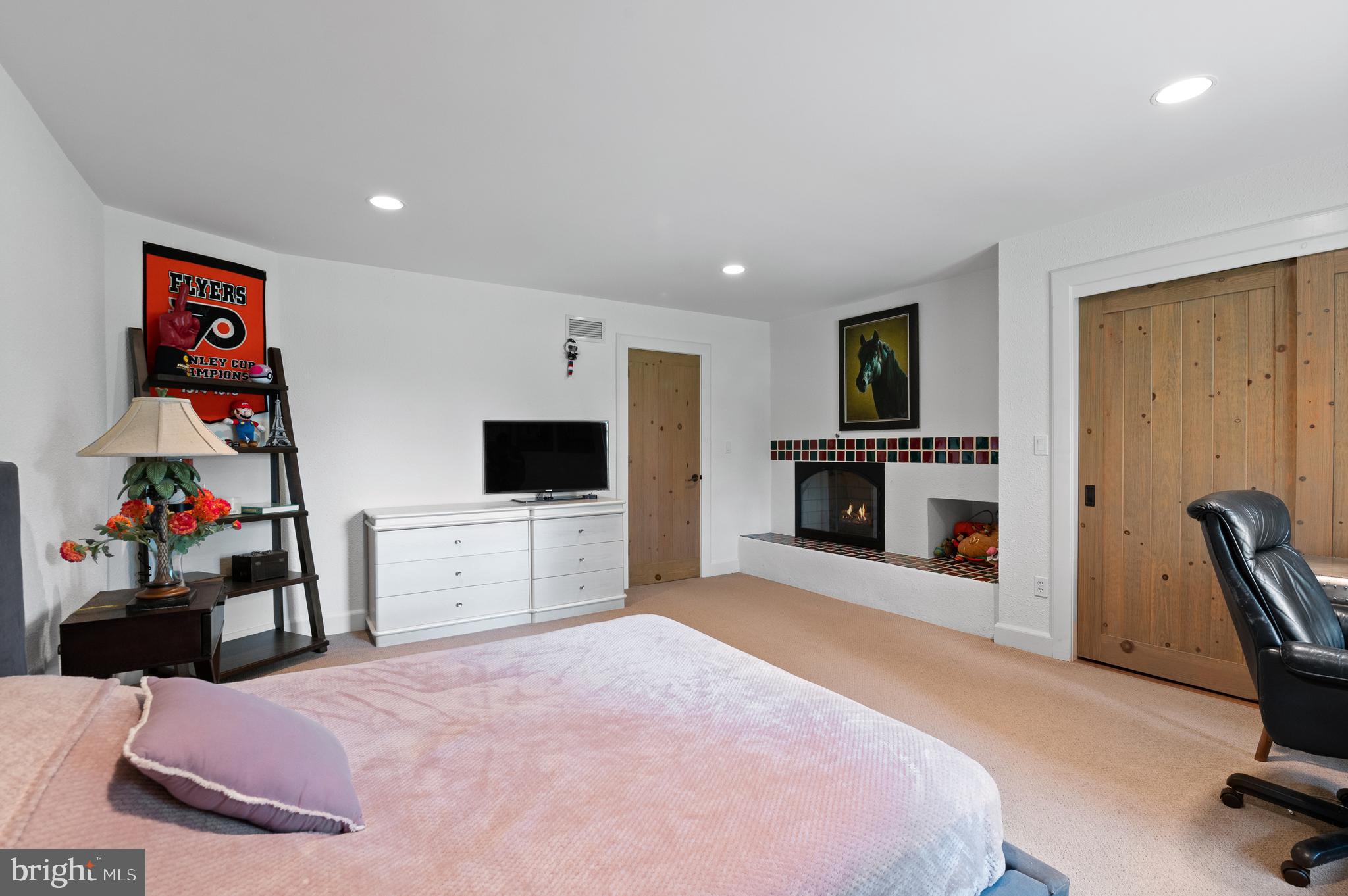 PENNOCK WOODS - Residential