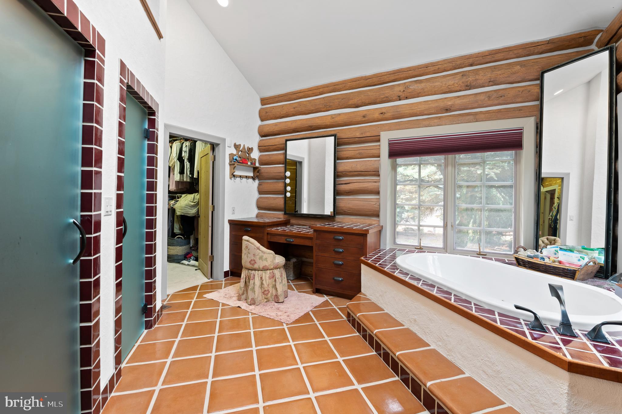 PENNOCK WOODS - Residential