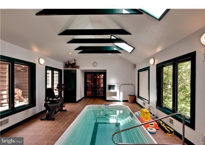 PENNOCK WOODS - Residential