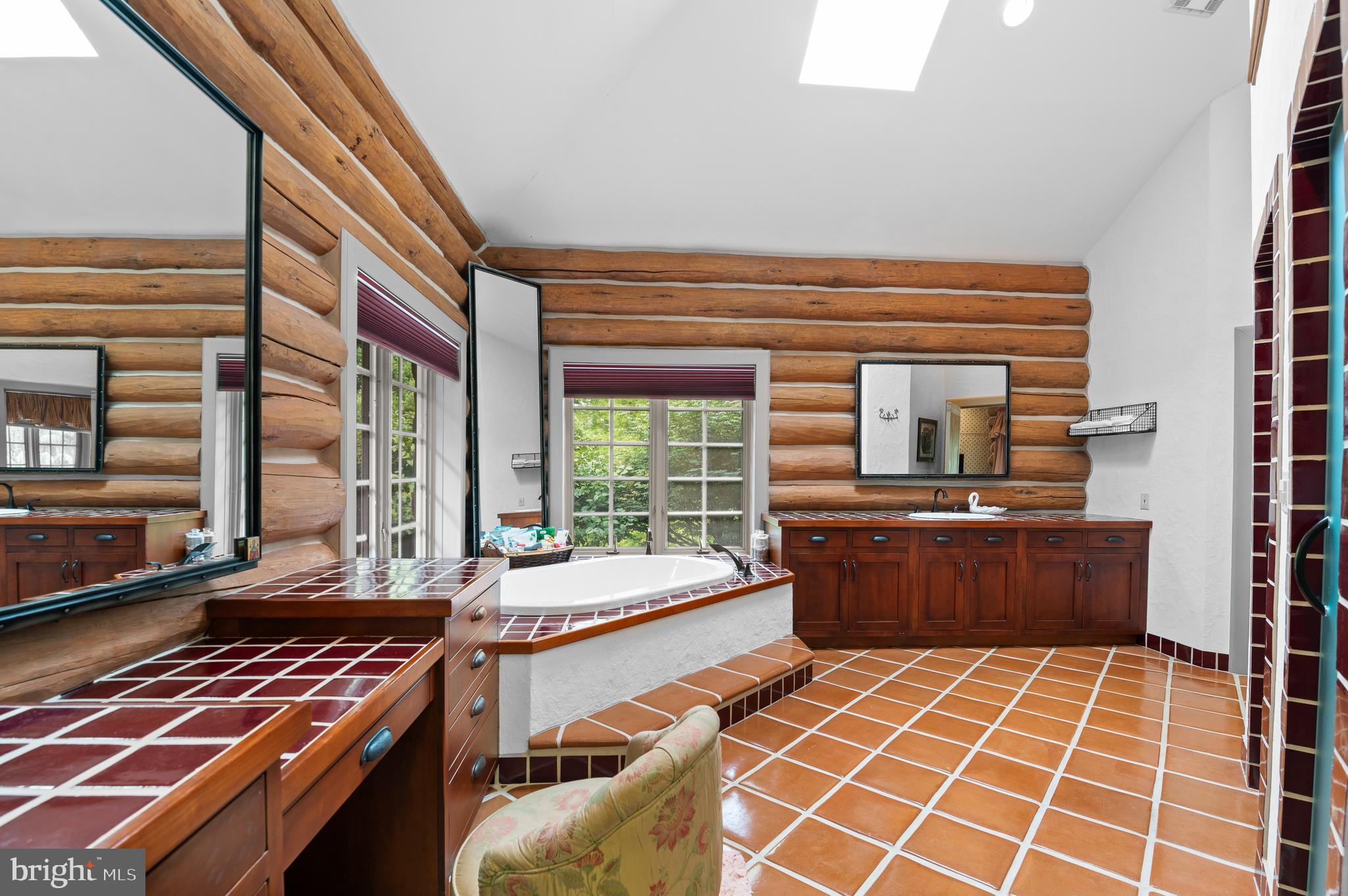 PENNOCK WOODS - Residential