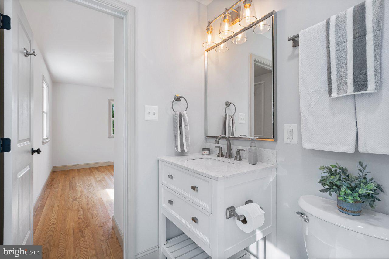 COLUMBIA HILLS - Residential