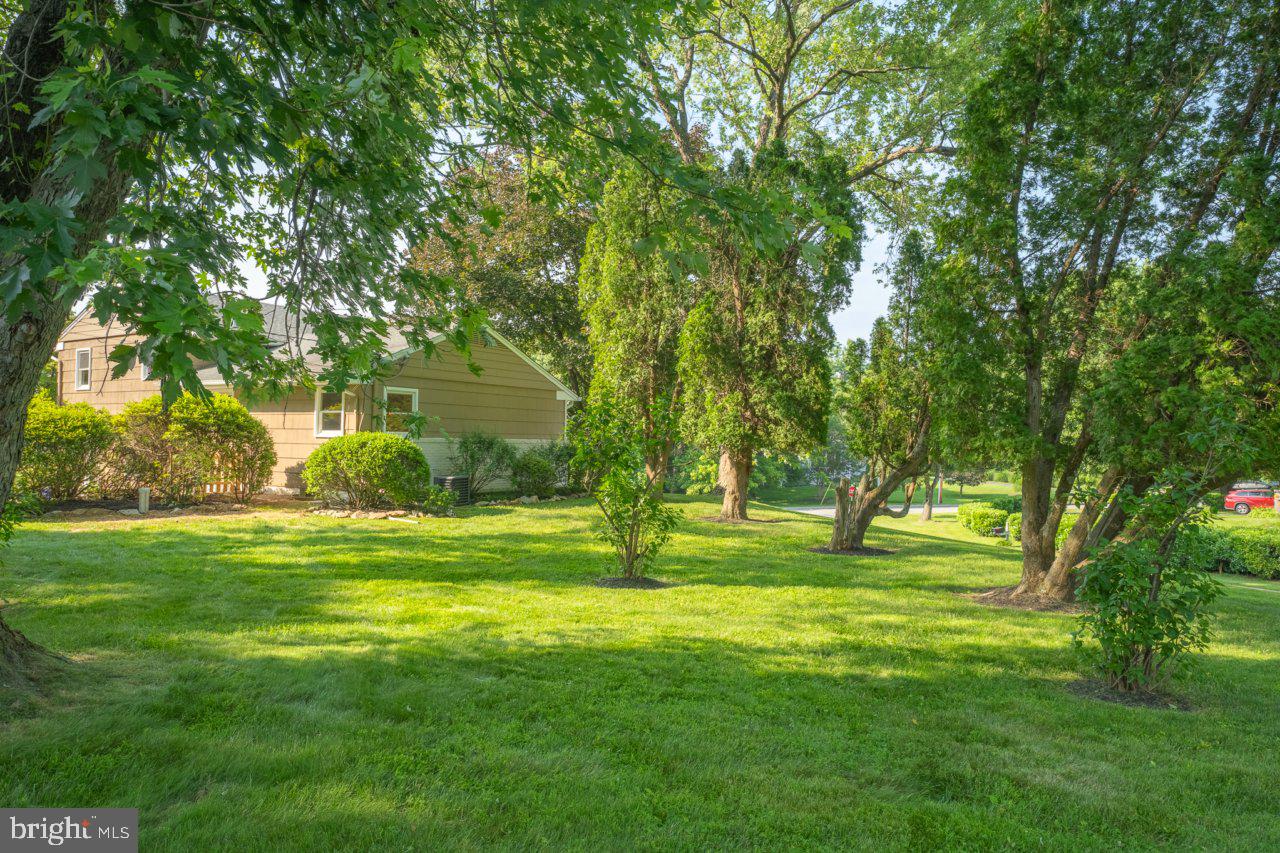 COLUMBIA HILLS - Residential