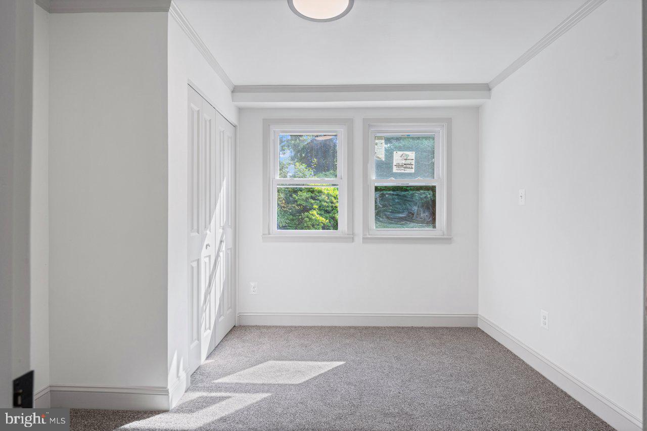 COLUMBIA HILLS - Residential