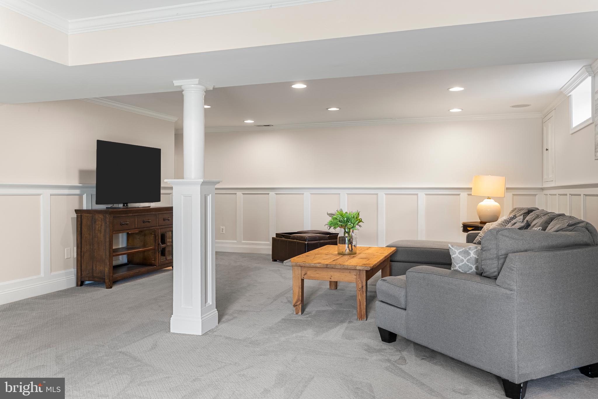 HUNT VALLEY STATION - Residential