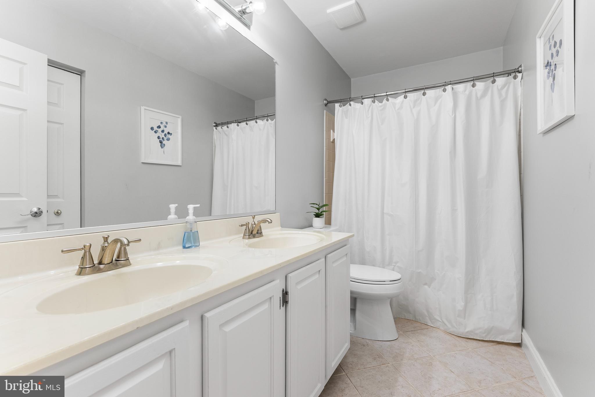 HUNT VALLEY STATION - Residential