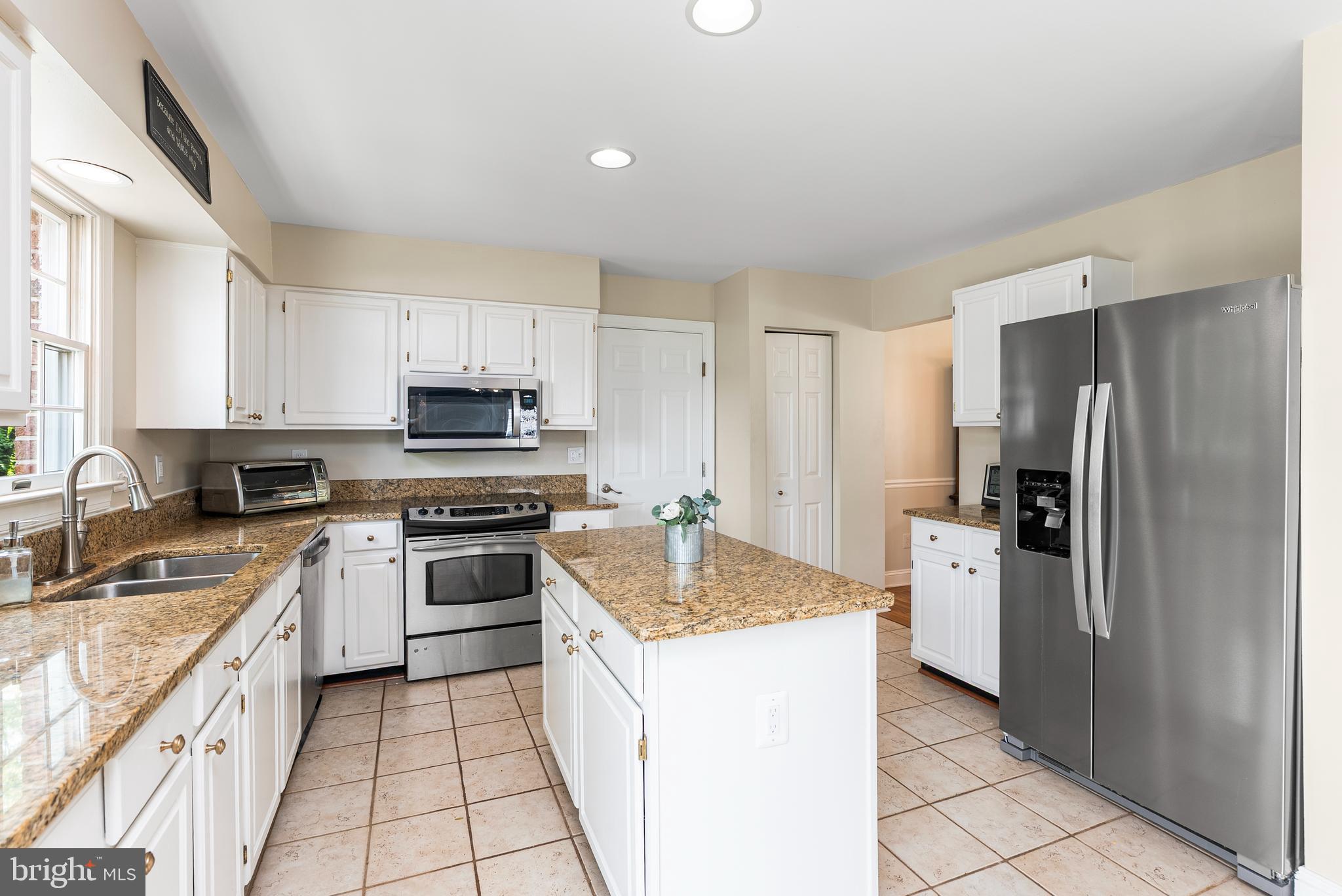 11 TWINLEAF COURT