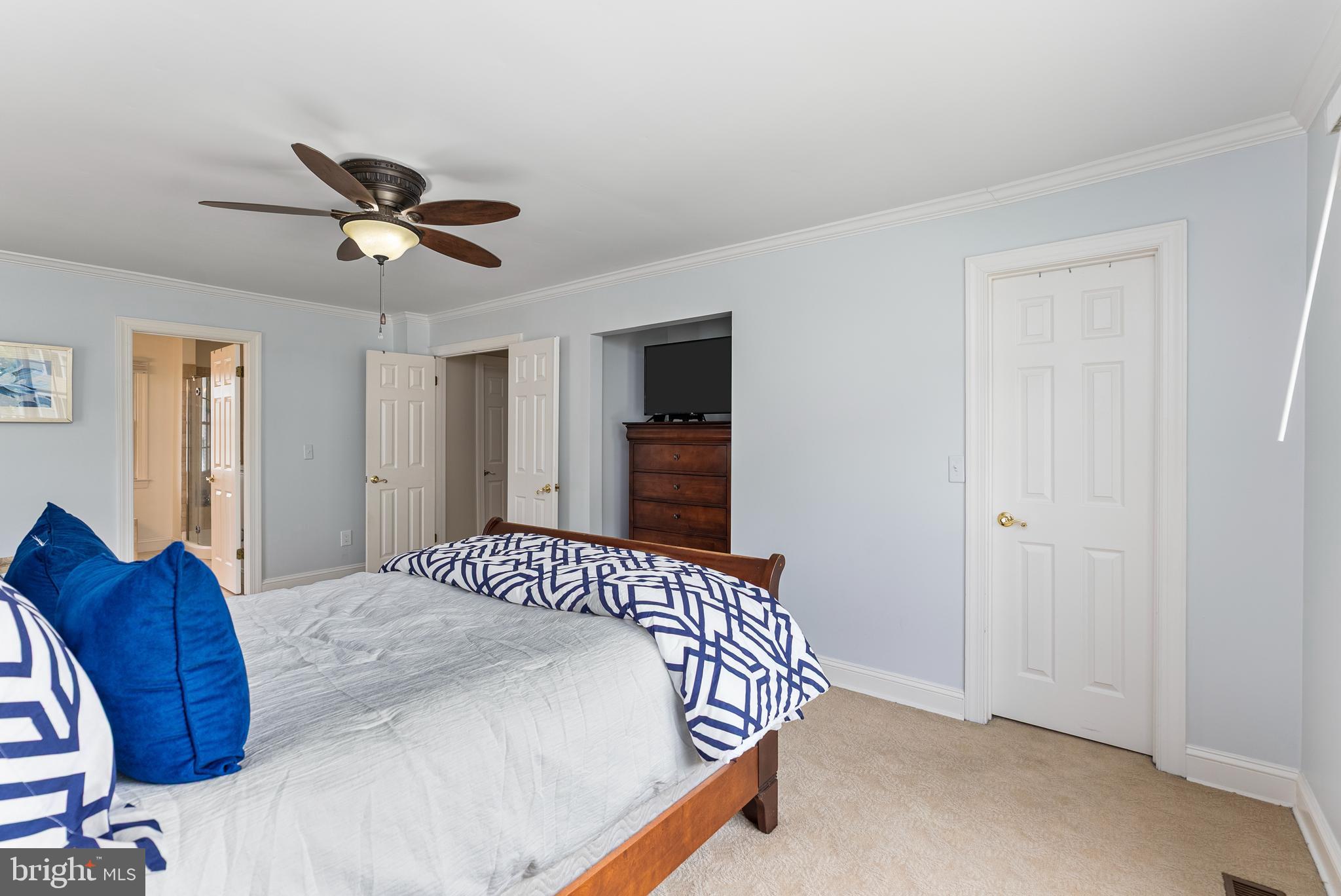 HUNT VALLEY STATION - Residential