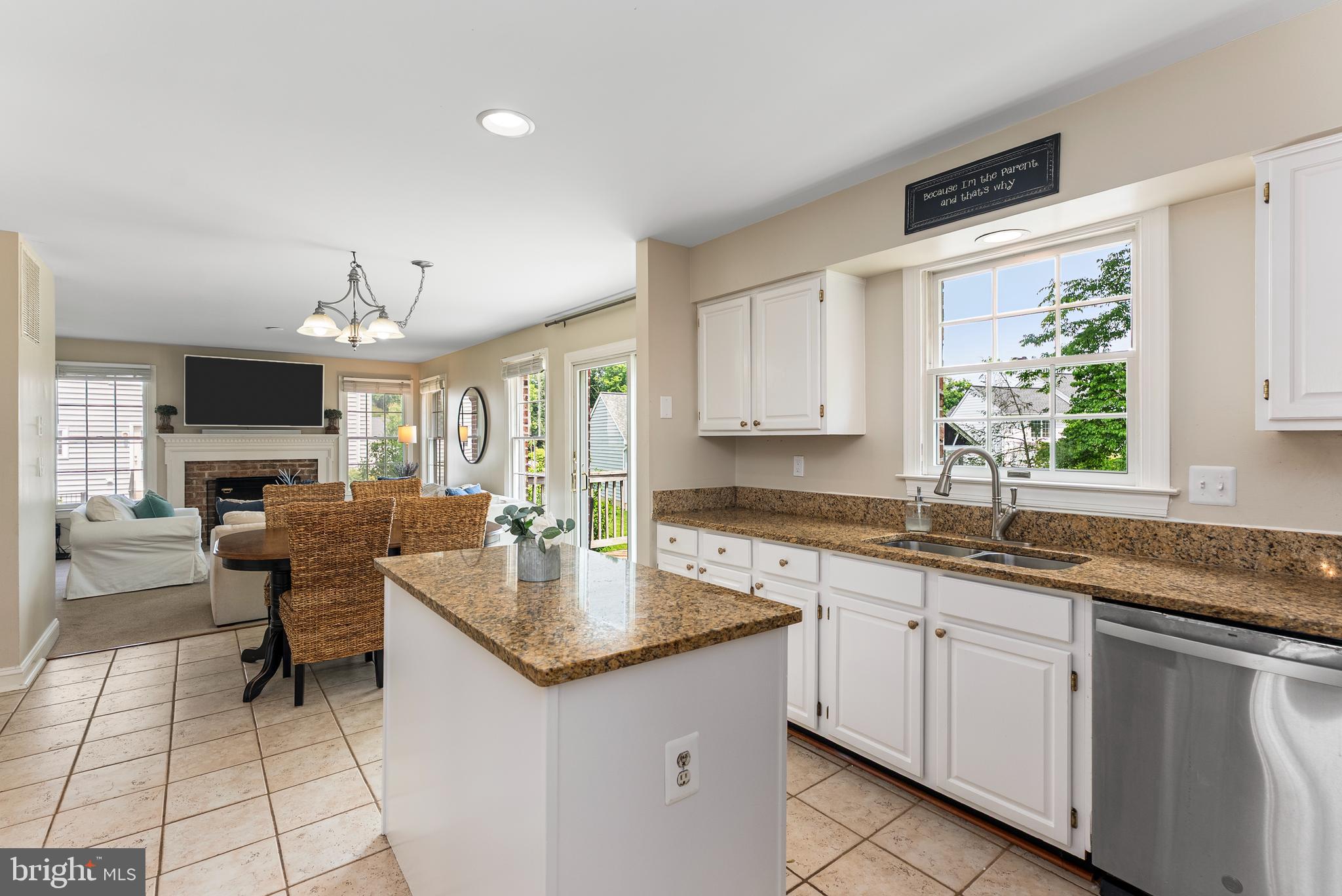 11 TWINLEAF COURT