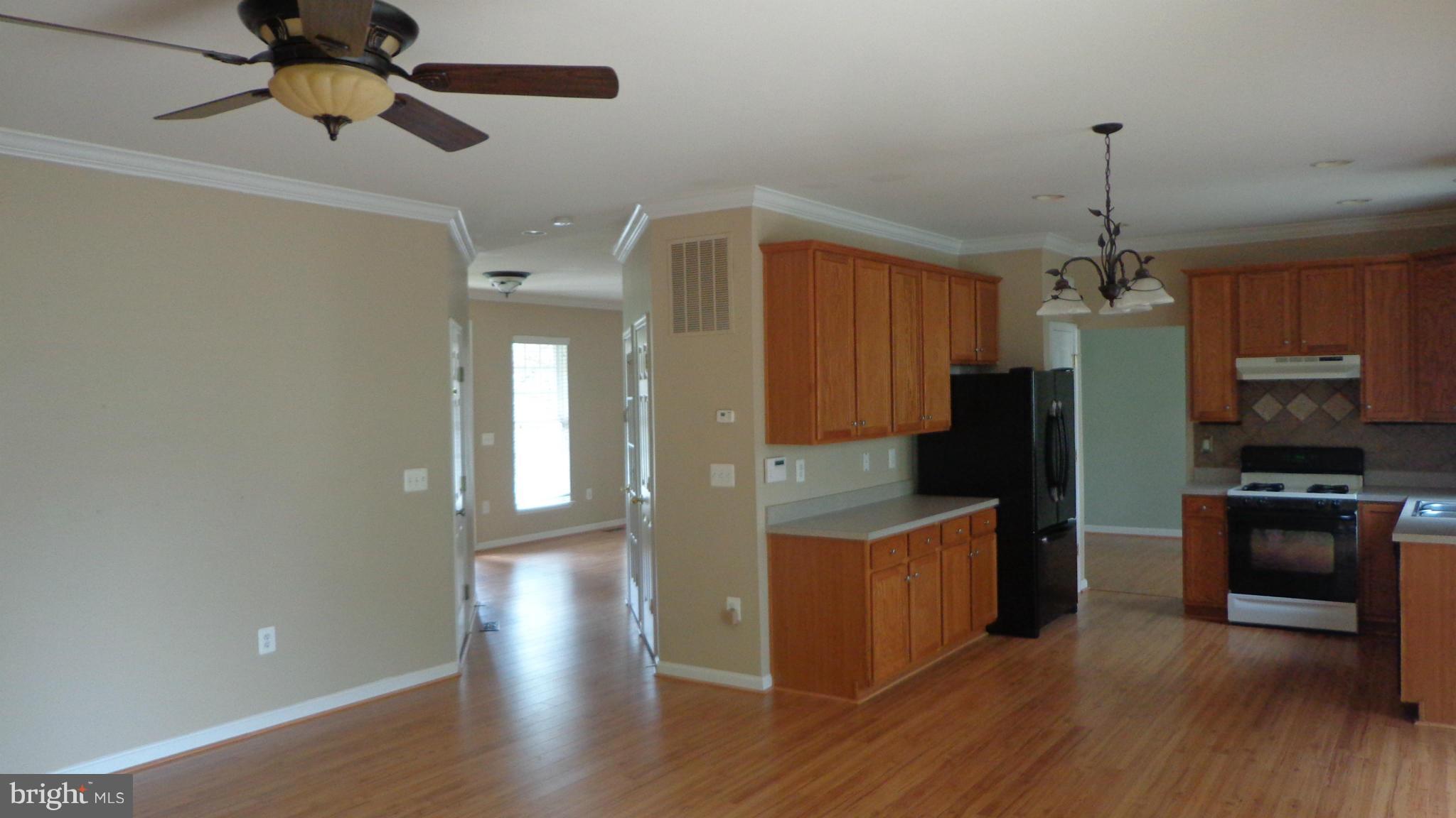 HOMEPLACE ON PELHAMS REACH - Residential